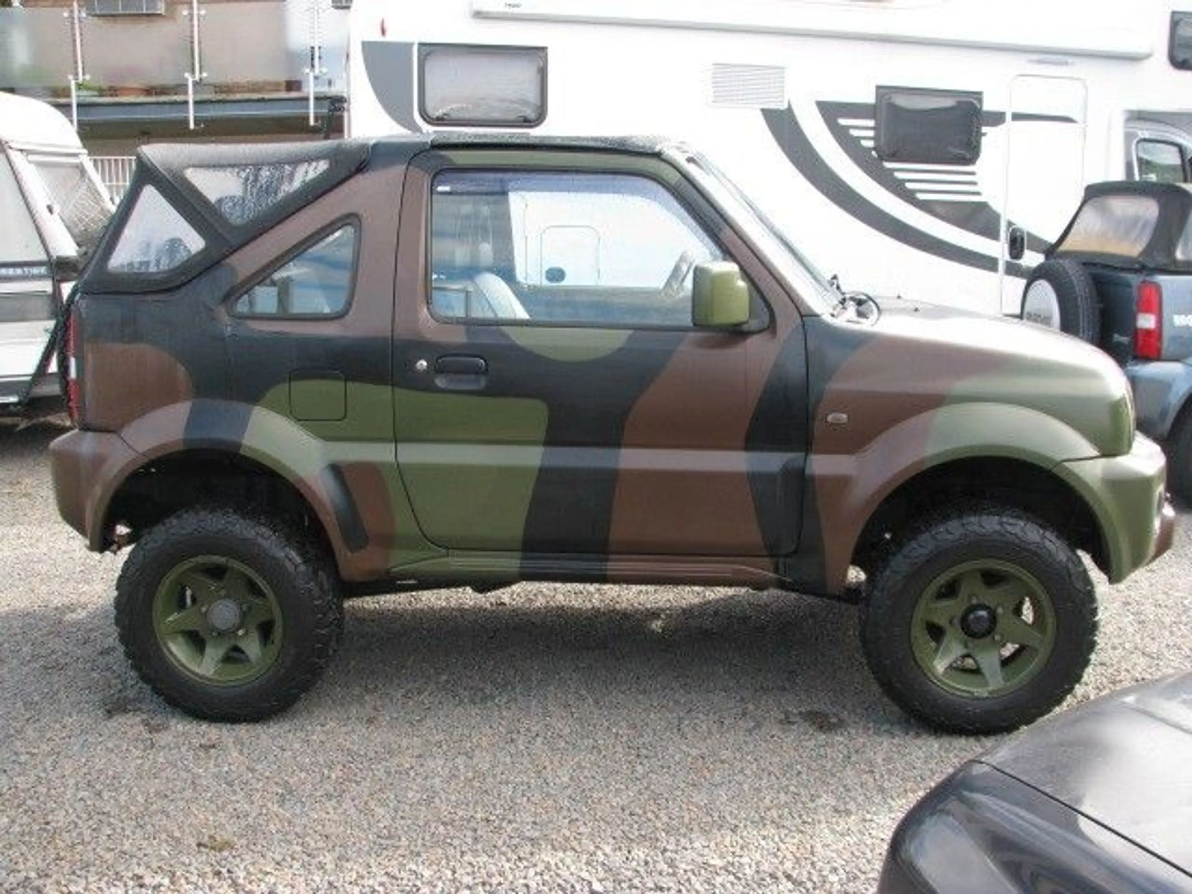 Suzuki Jimny 1.3 Cabrio 4WD Camouflage"Höher&Breiter" — photo 3