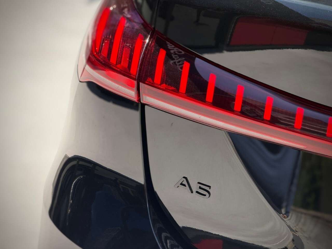 2025 Audi A5 2.0 TFSI quattro thumb 9