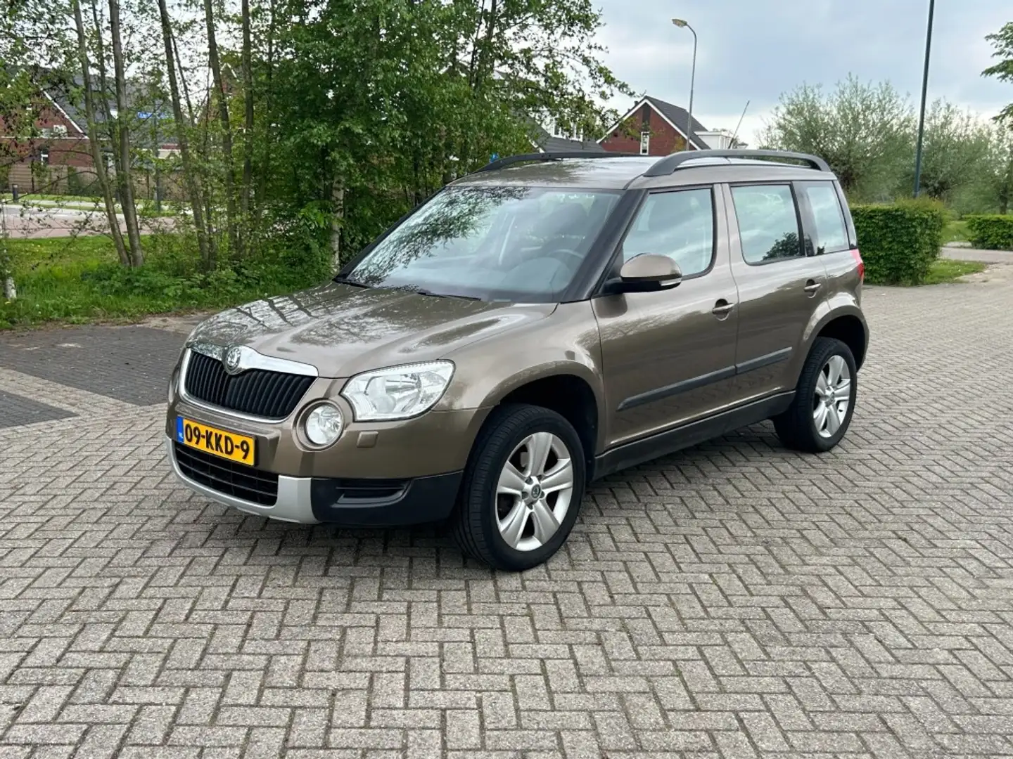 Skoda Yeti 1.8 TSI AMBITION 4X4 Bruin - 1