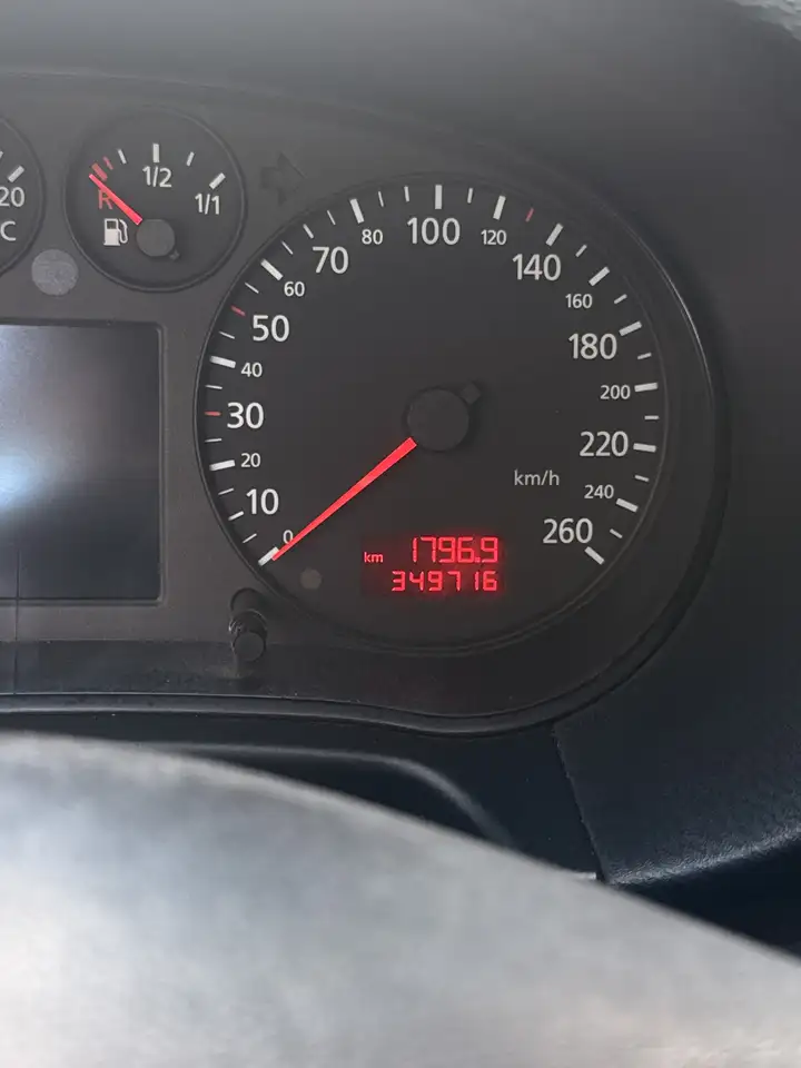 Audi A3 3p 1.9 tdi Attraction 110cv, foto 6