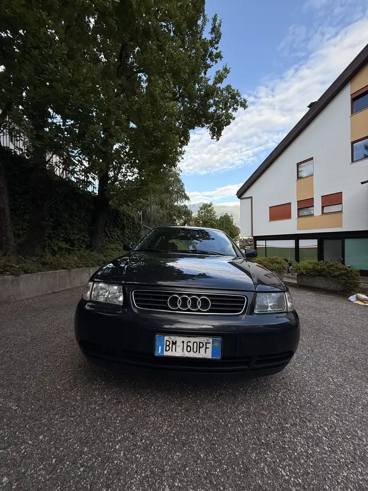 Audi A3 3p 1.9 tdi Attraction 110cv, foto 1