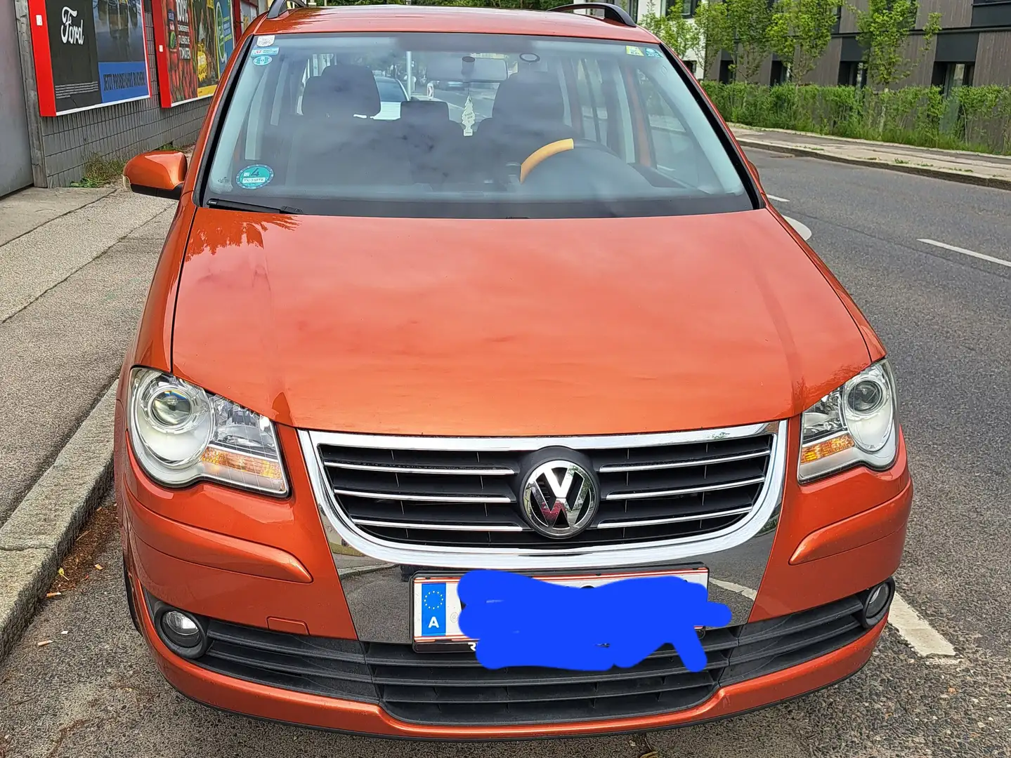 Volkswagen Touran Touran Conceptline BMT 1,9 TDI DPF Conceptline Naranja - 2