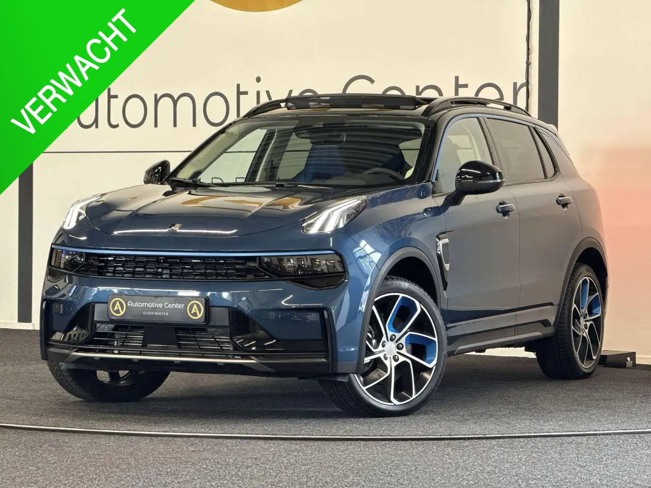 Lynk & Co 01 1.5 PHEV MY22 6,6 KWH PANO 360 CAMERA ACC