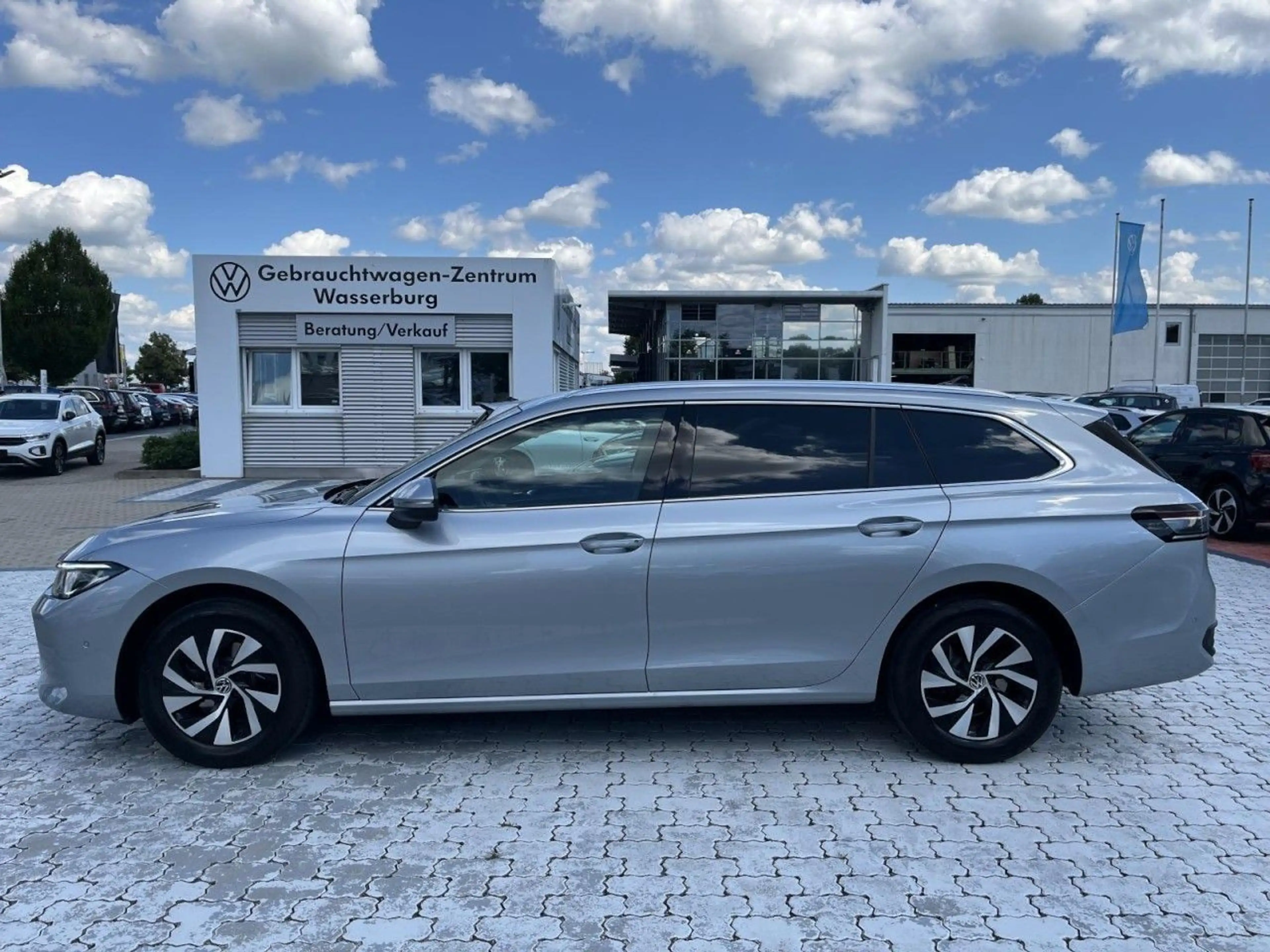 Volkswagen Passat Variant 2.0 TDI Business DSG (MatrixLED+A — photo 4
