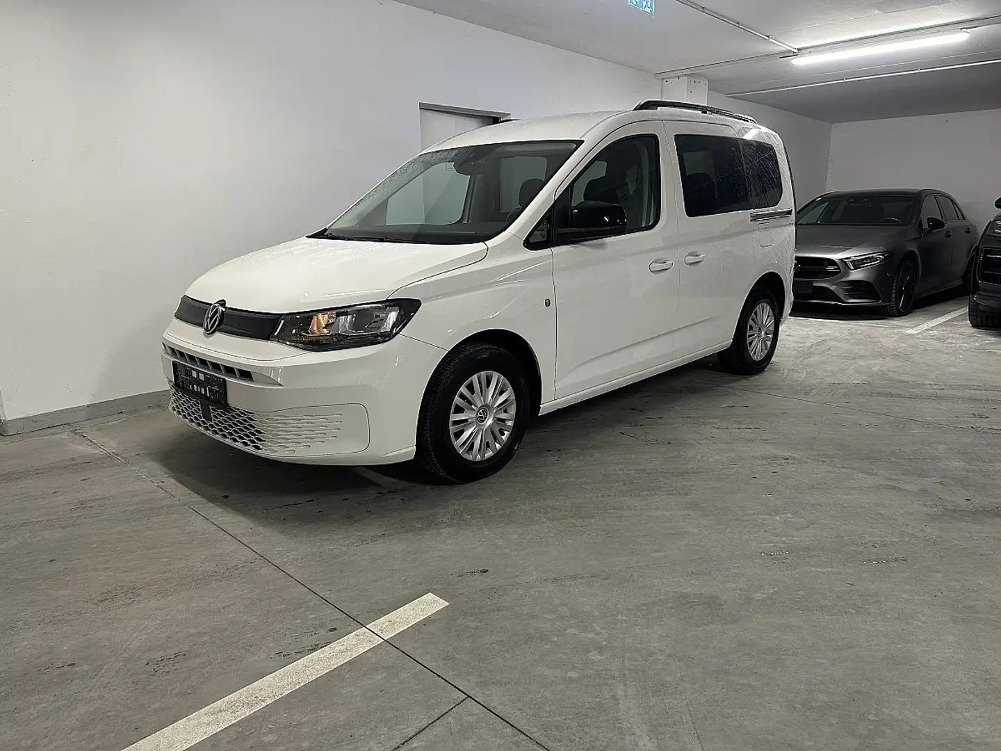 Volkswagen Caddy Kombi 2,0 TDI Weiß - 2