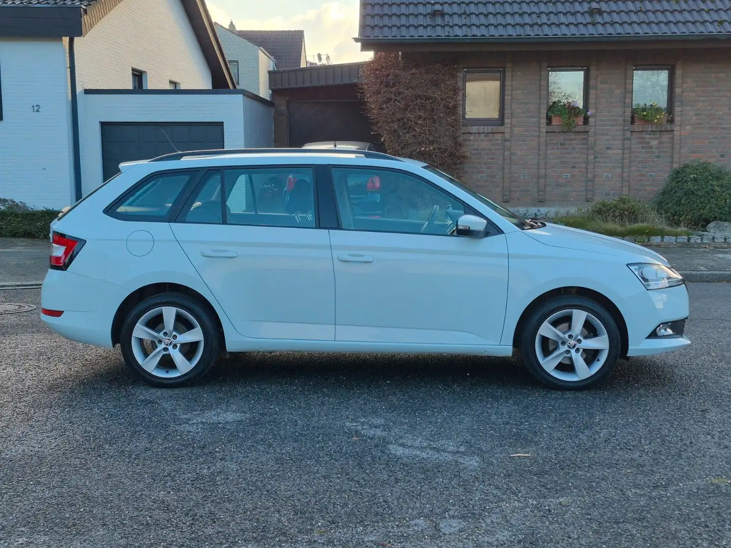 Skoda Fabia Combi Cool Plus*wenig km*8-fach Weiß - 2