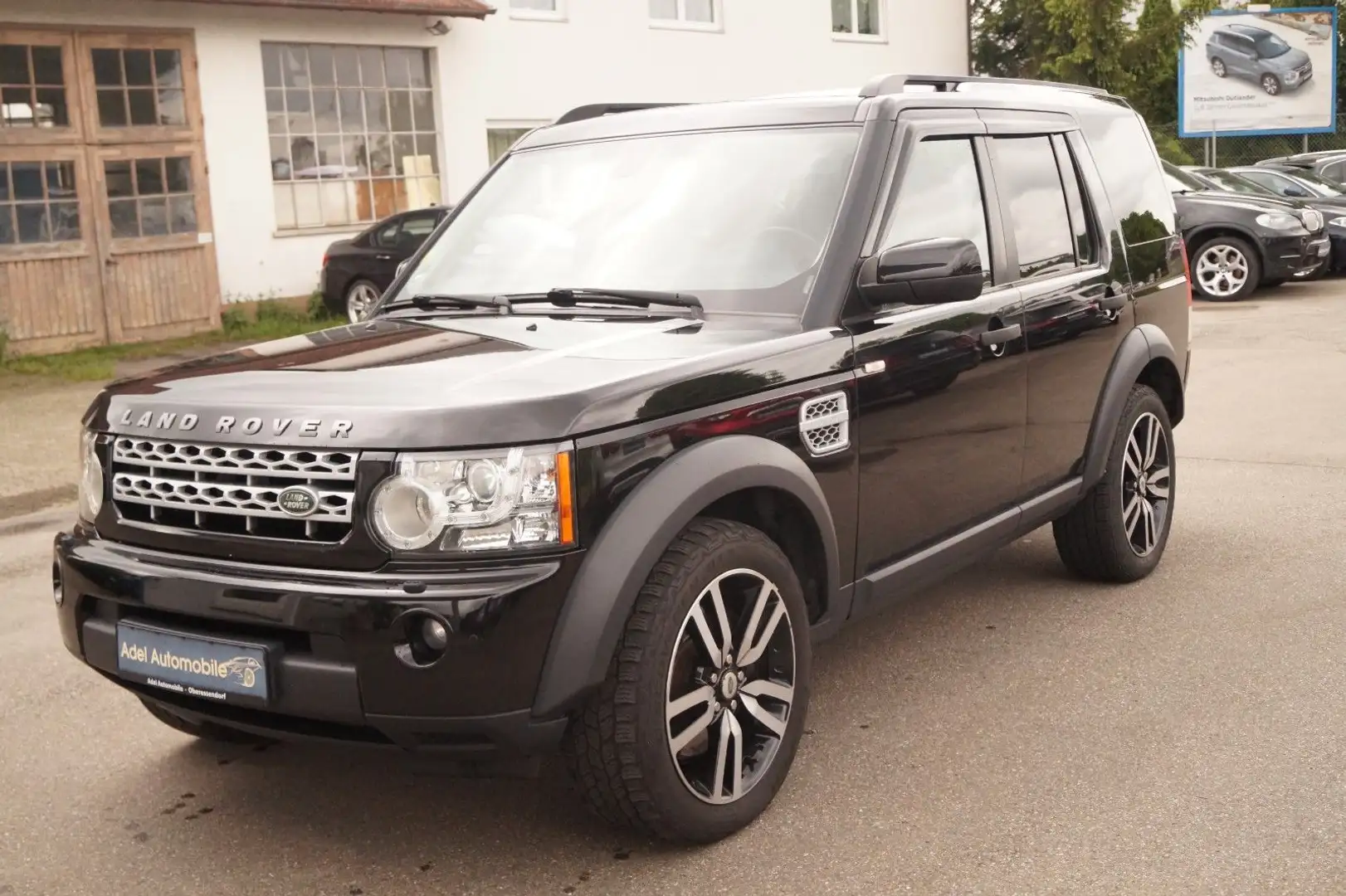 Land Rover Discovery 4 TDV6 S Schwarz - 1
