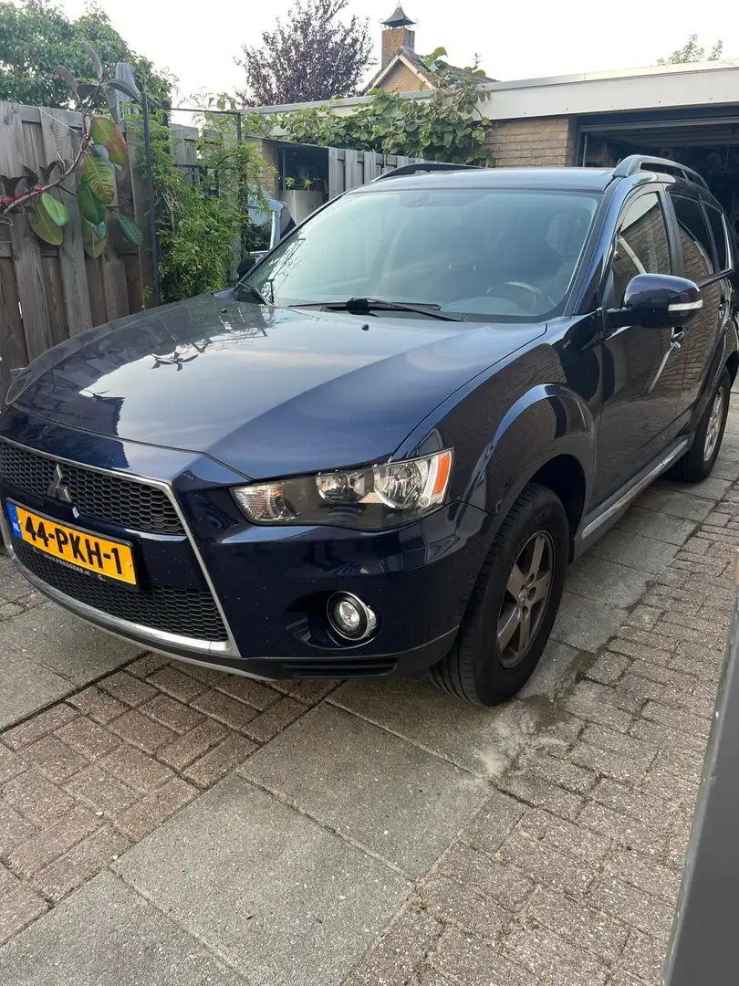 Mitsubishi Outlander Mitsubishi Outlander 2.0 2011 benzine automaat - 2