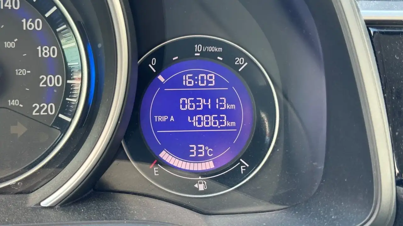 Honda Fit снимка Honda Fit