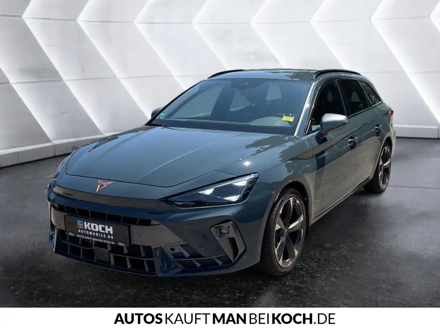 CUPRA Leon Sportstourer 1.5 eTSI DSG 2xPDC CAM ACC SHZ Blau - 2