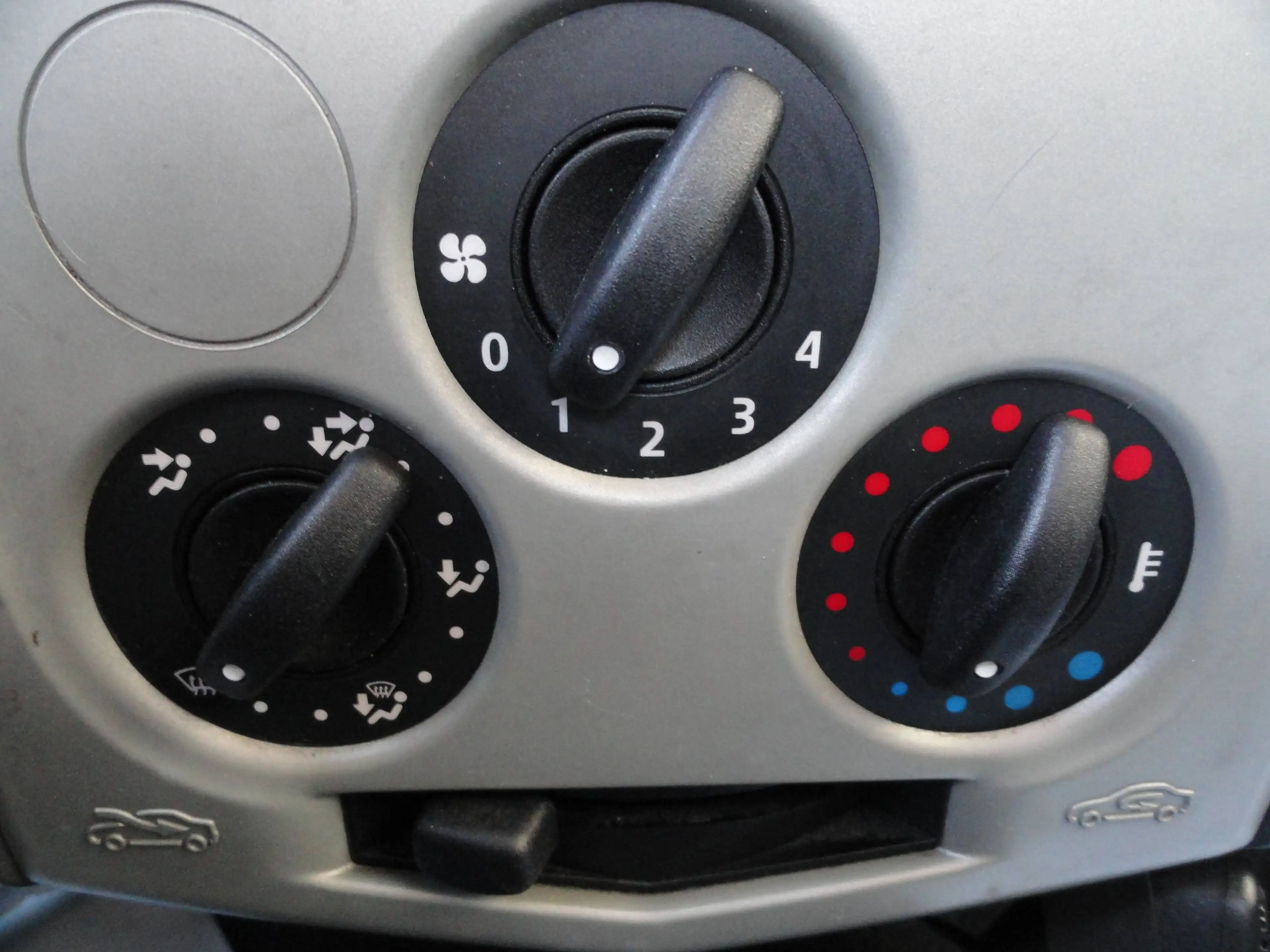 Dacia Logan Ambiance Pick-Up 5878€ Netto zzgl.19%Mwst 6995,€- — photo 13