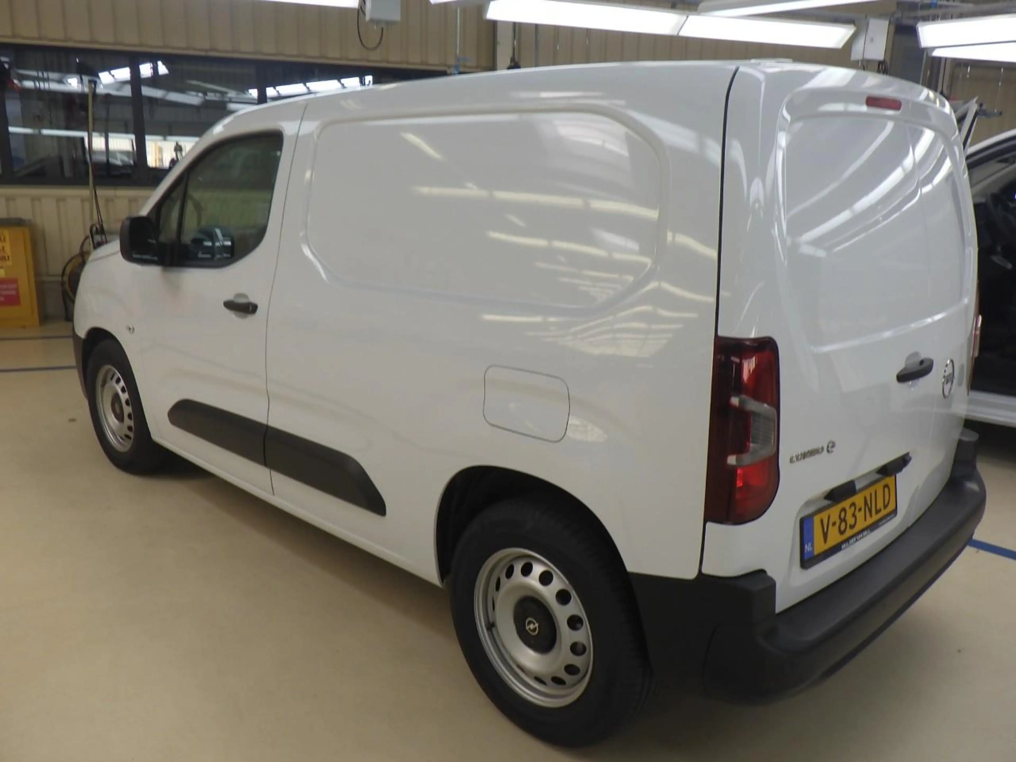 Opel Combo-e Electric 136 L1 50kWh | Fase 3 laden | SOH 99% | N — photo 4