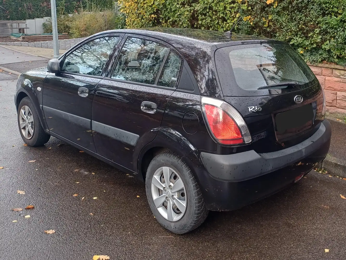 Kia Rio Rio Fließheck 1.4 EX Basis Schwarz - 2