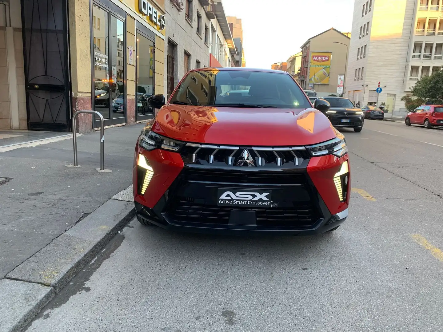 Renault Captur TCe 90 CV iNFORM Rojo - 2