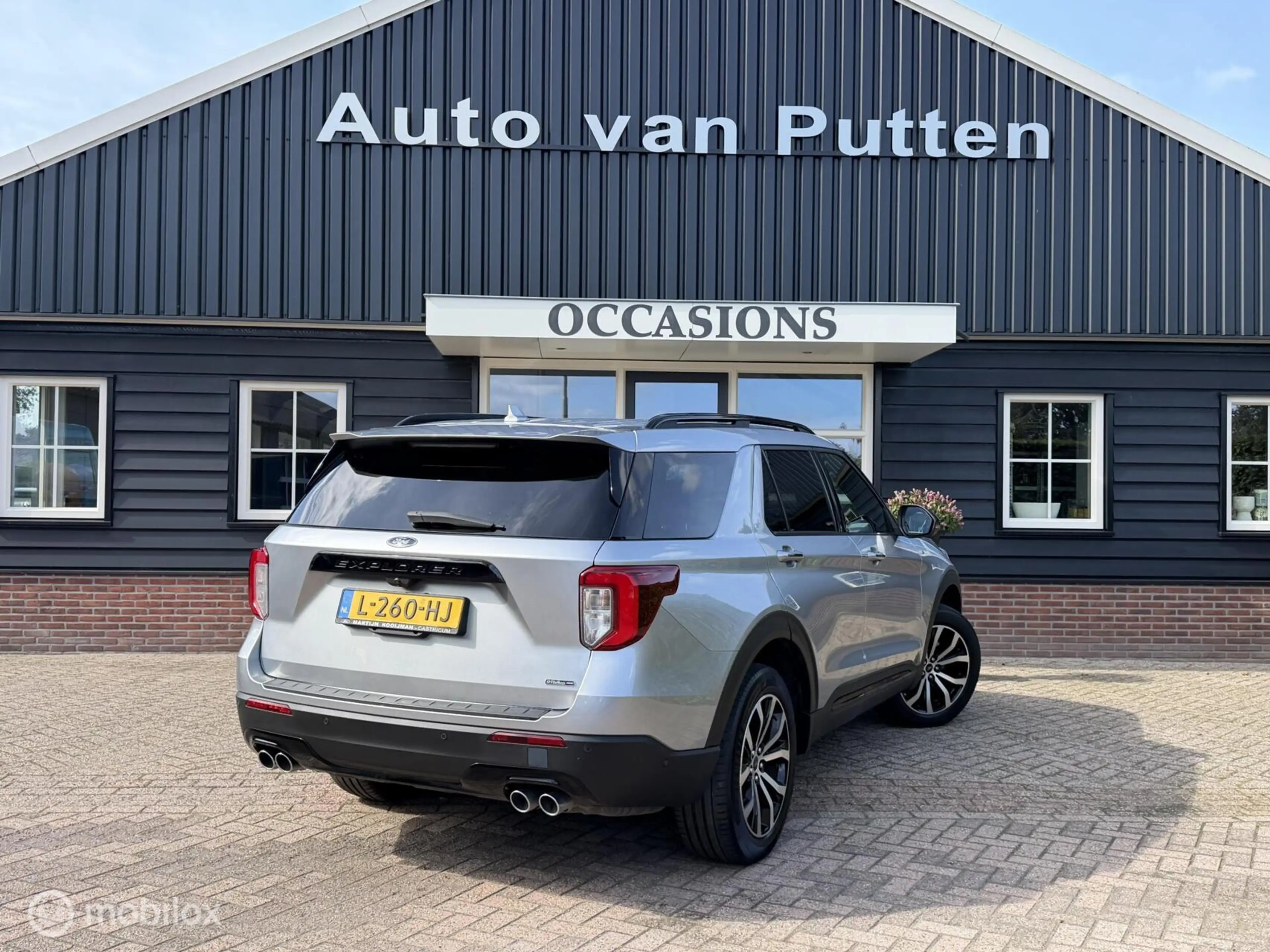 Ford Explorer 3.0 V6 EcoBoost PHEV ST-Line — photo 4