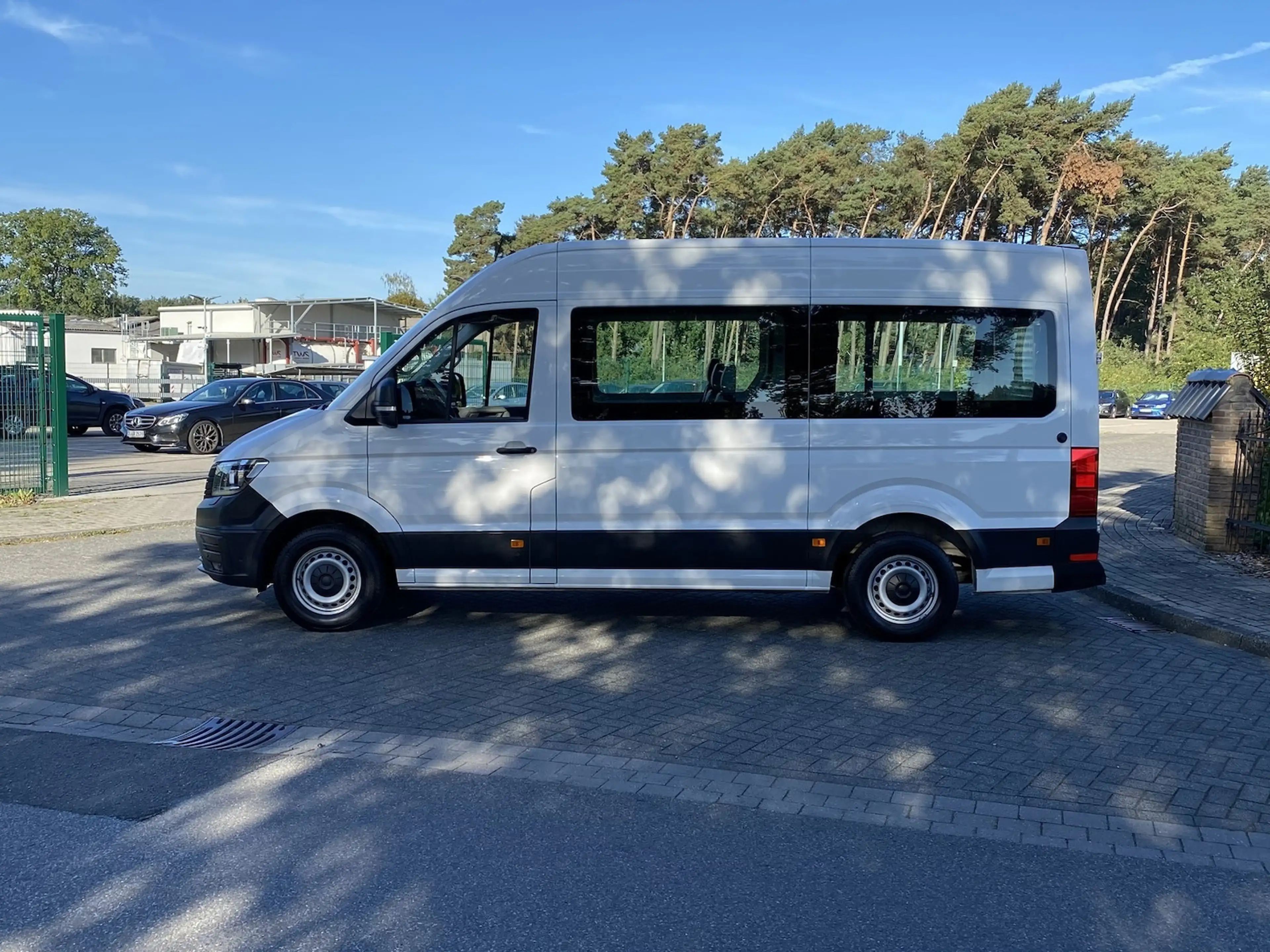 Volkswagen Crafter 35 MR Hochdach | Rollstuhlgerecht | Rampe | System — photo 9