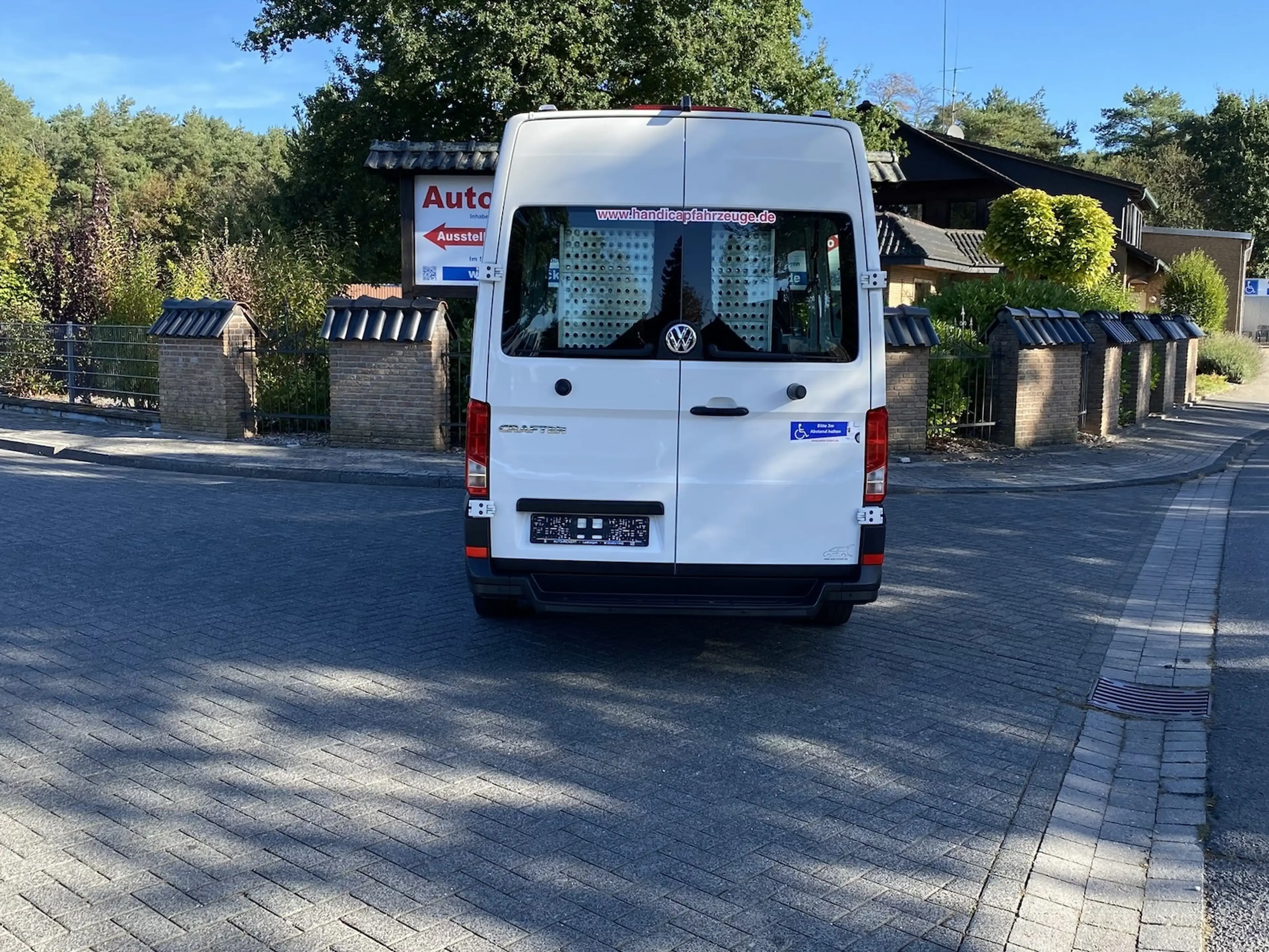 Volkswagen Crafter 35 MR Hochdach | Rollstuhlgerecht | Rampe | System — photo 11