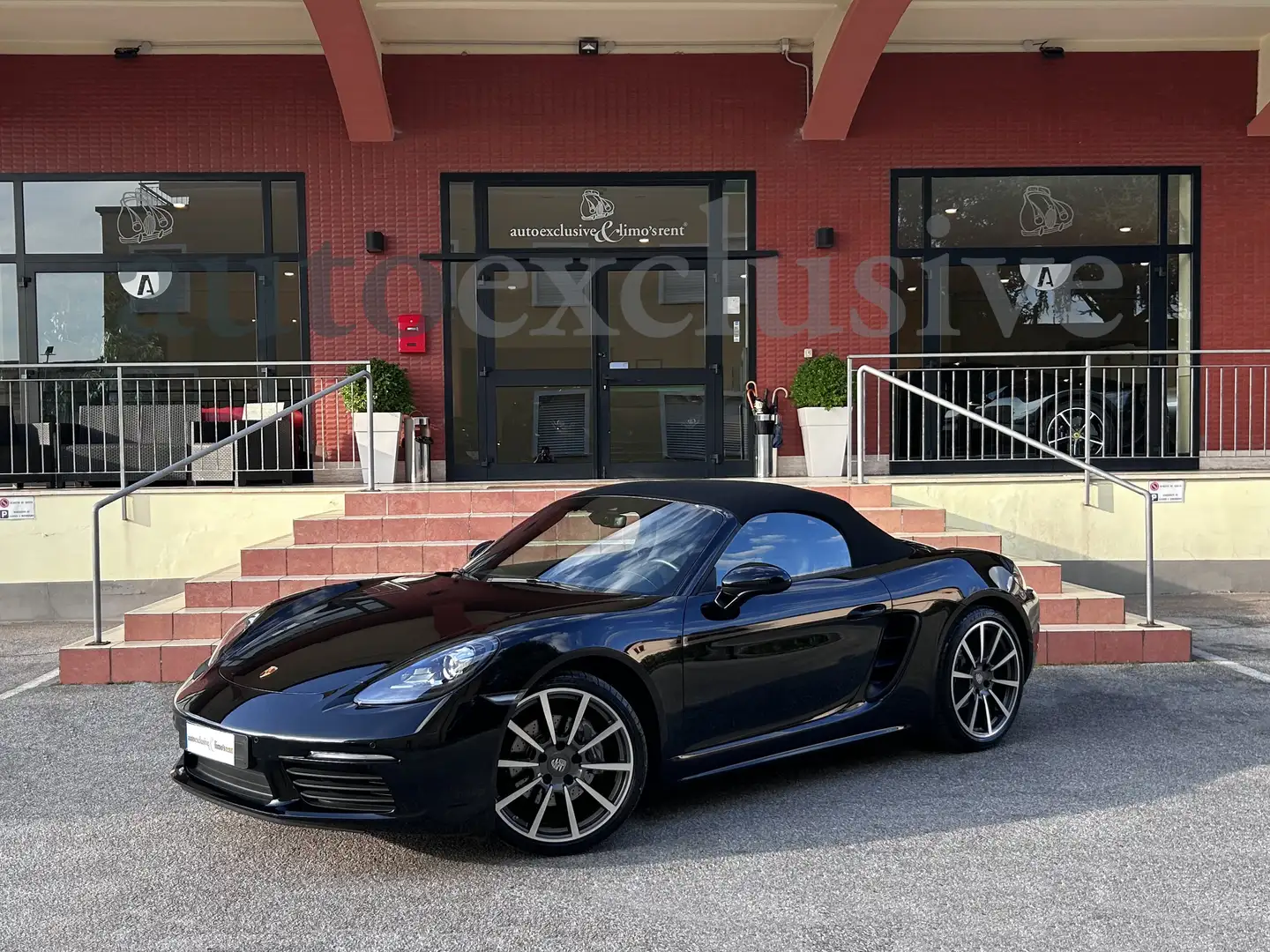 Porsche 718 BOXSTER 2.0 300cv Noir - 1