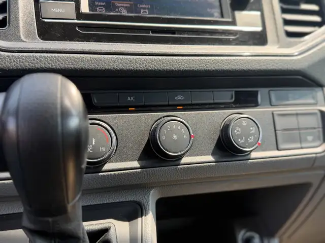 Volkswagen Crafter view 23
