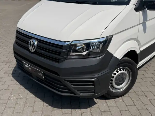 Volkswagen Crafter view 3