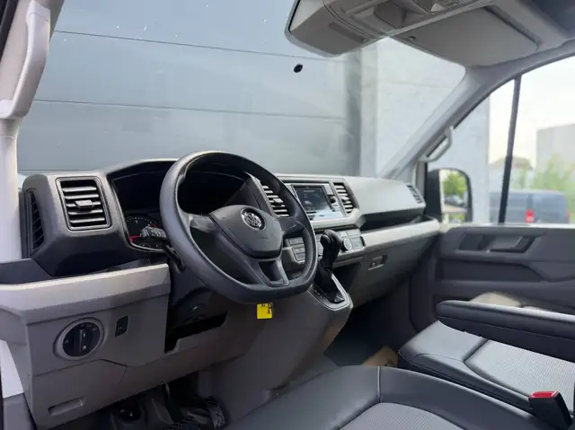 Volkswagen Crafter view 17