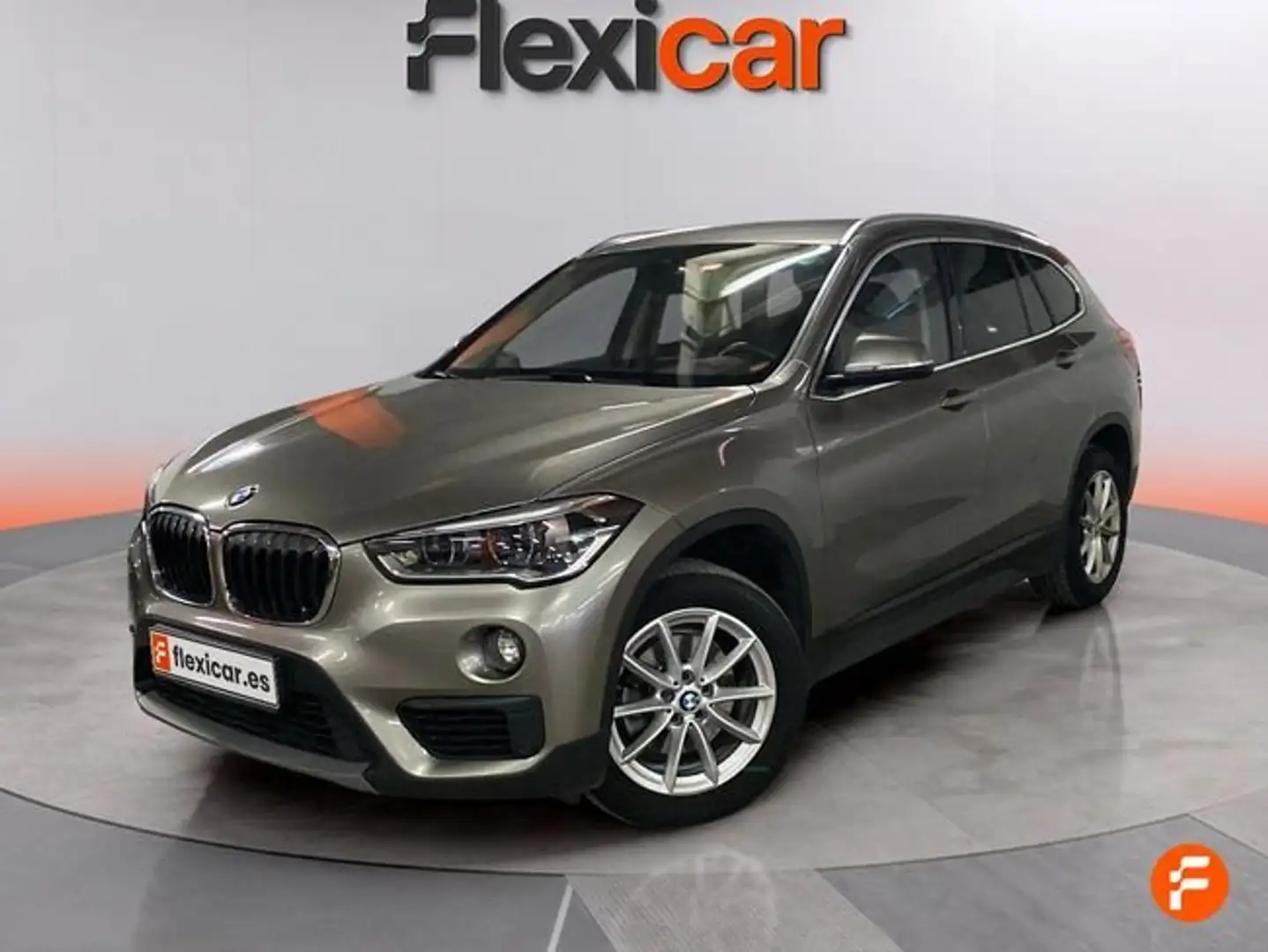 BMW X1 sDrive 18d Gris - 2