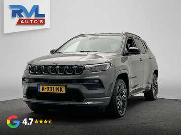 4xe 240 Plug-in Hybrid Electric S | Trekhaak | Led