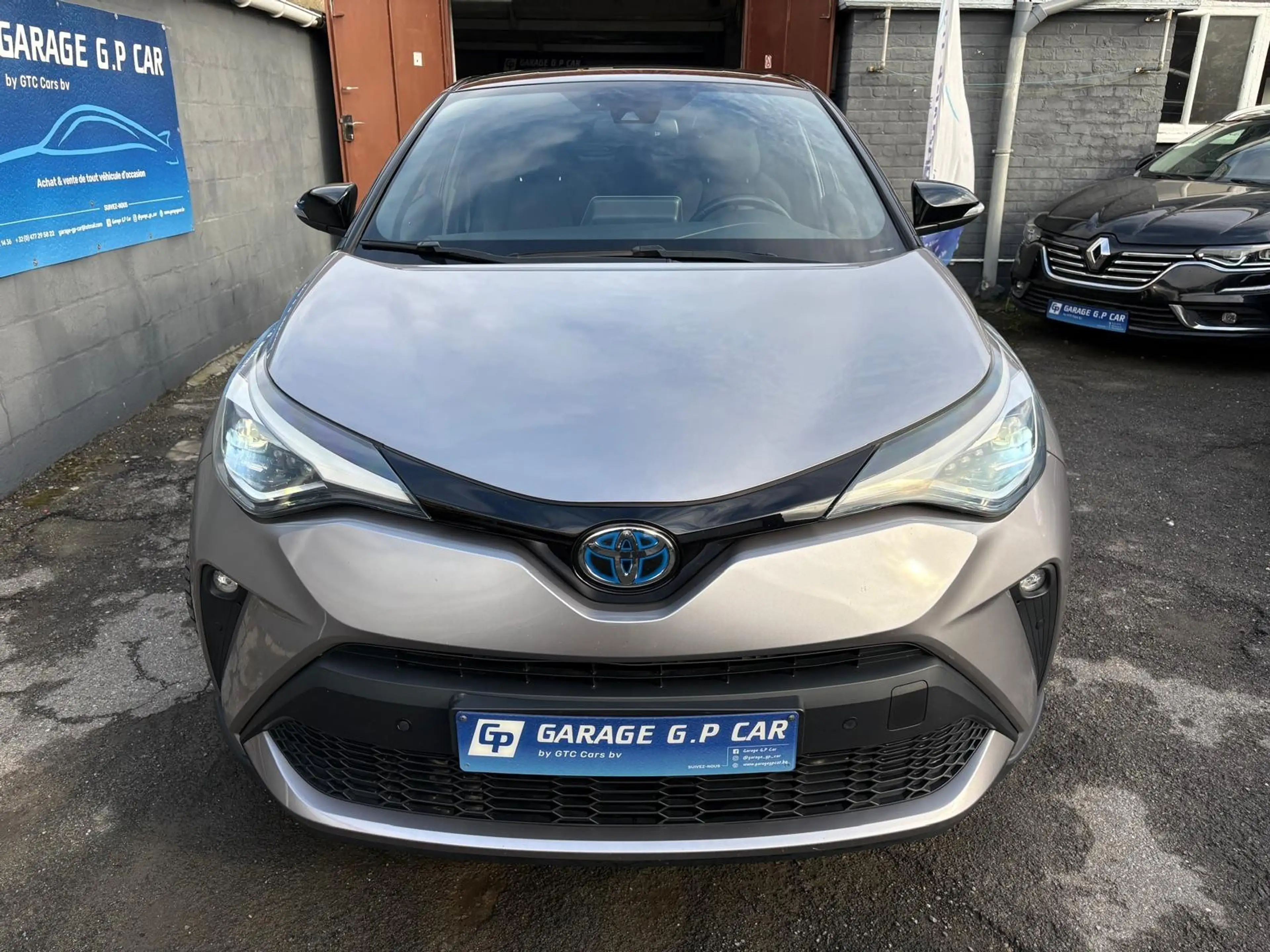 Toyota C-HR Hybrid 2.0i VVT-i C-Hic E-CVT — photo 2