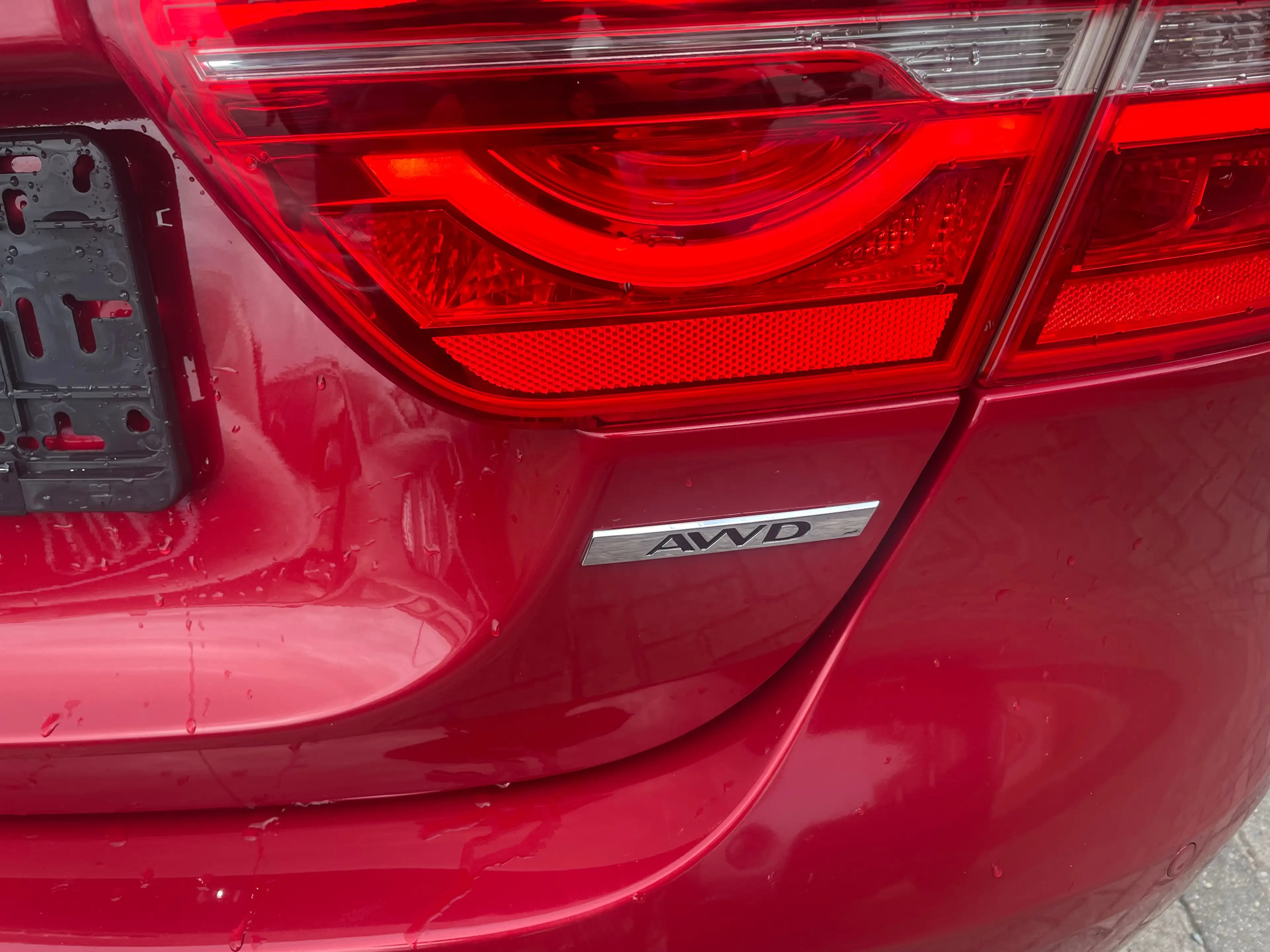 Jaguar XE Portfolio Allrad AWD Xenon W+S — photo 8