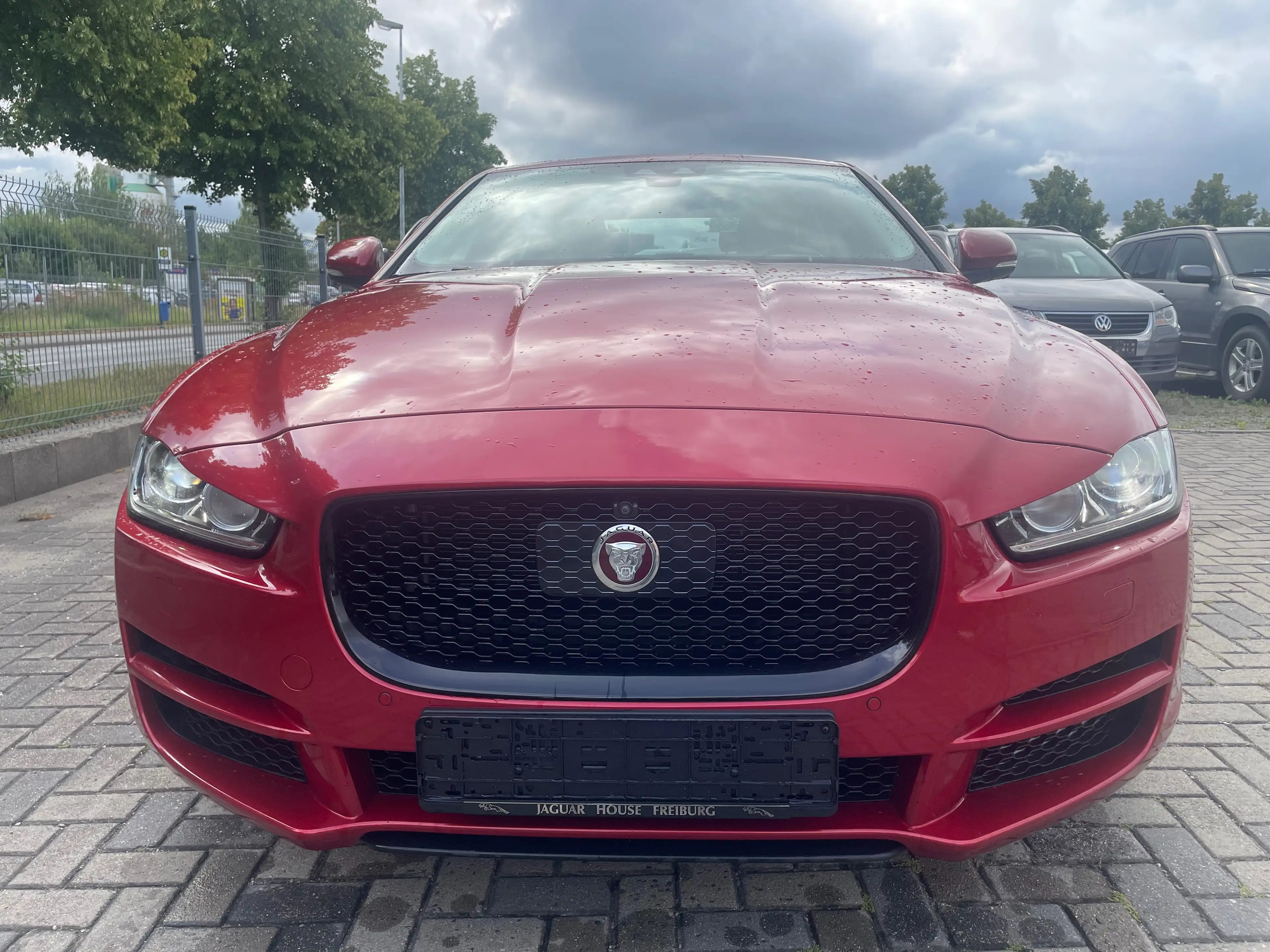 Jaguar XE Portfolio Allrad AWD Xenon W+S — photo 2