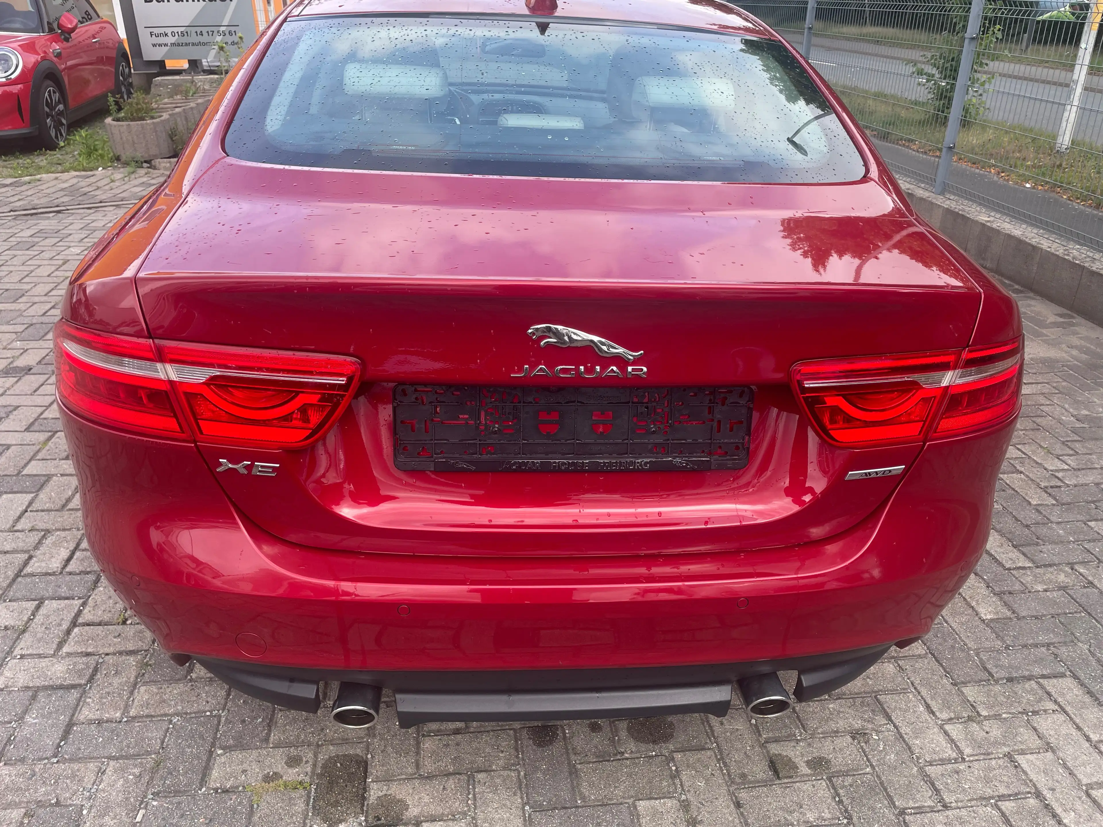 Jaguar XE Portfolio Allrad AWD Xenon W+S — photo 9