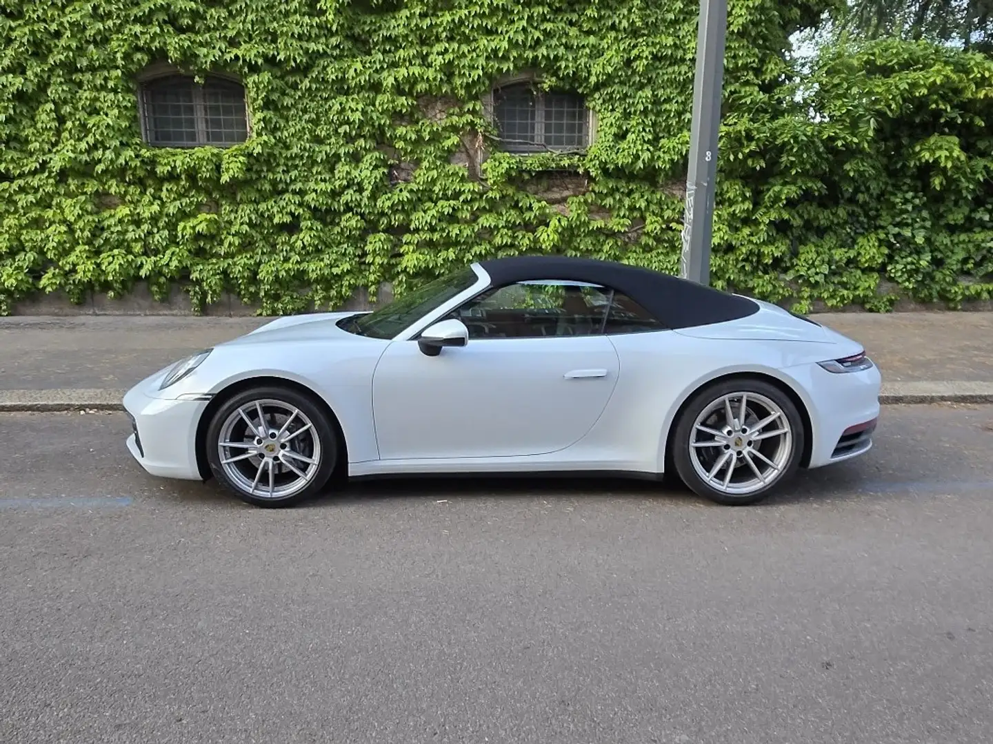 Porsche 911 Cabrio 3.0 Carrera auto Bianco - 1