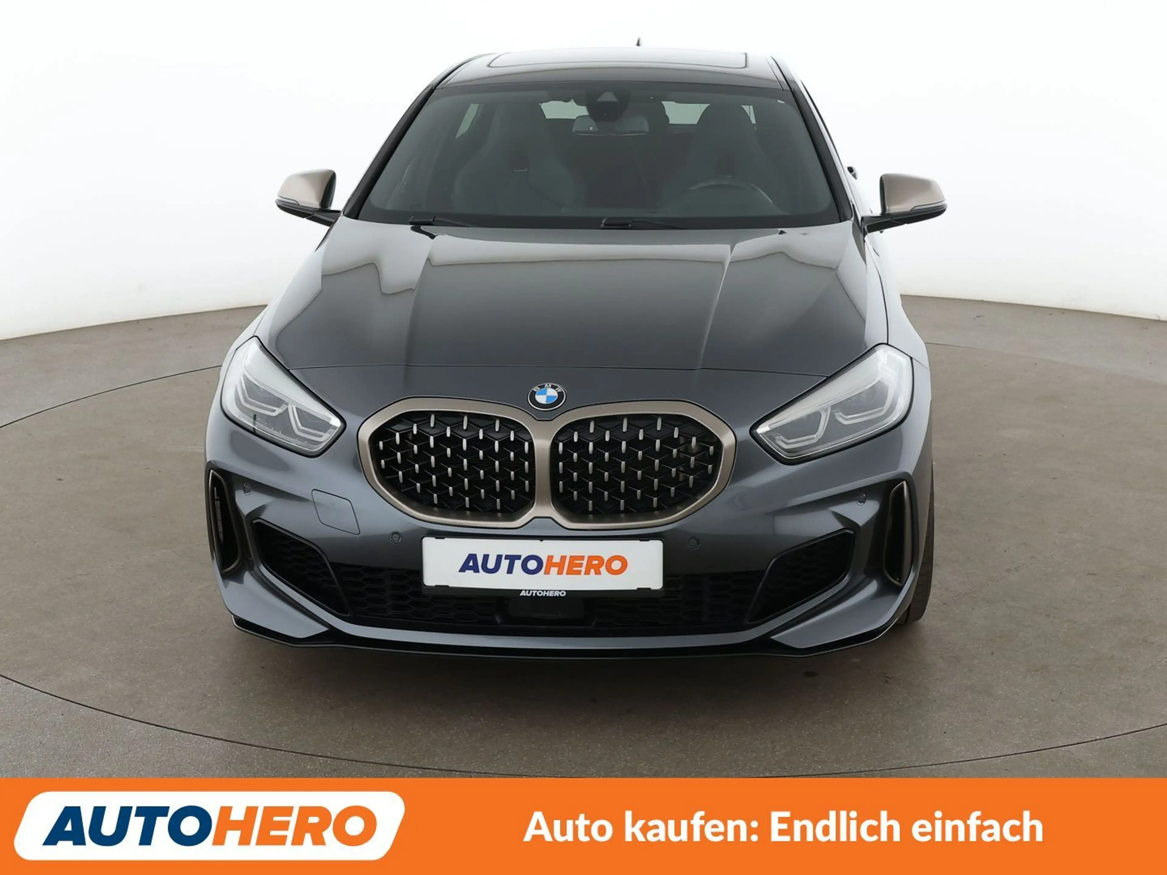 BMW 135 M135i xDrive — photo 9