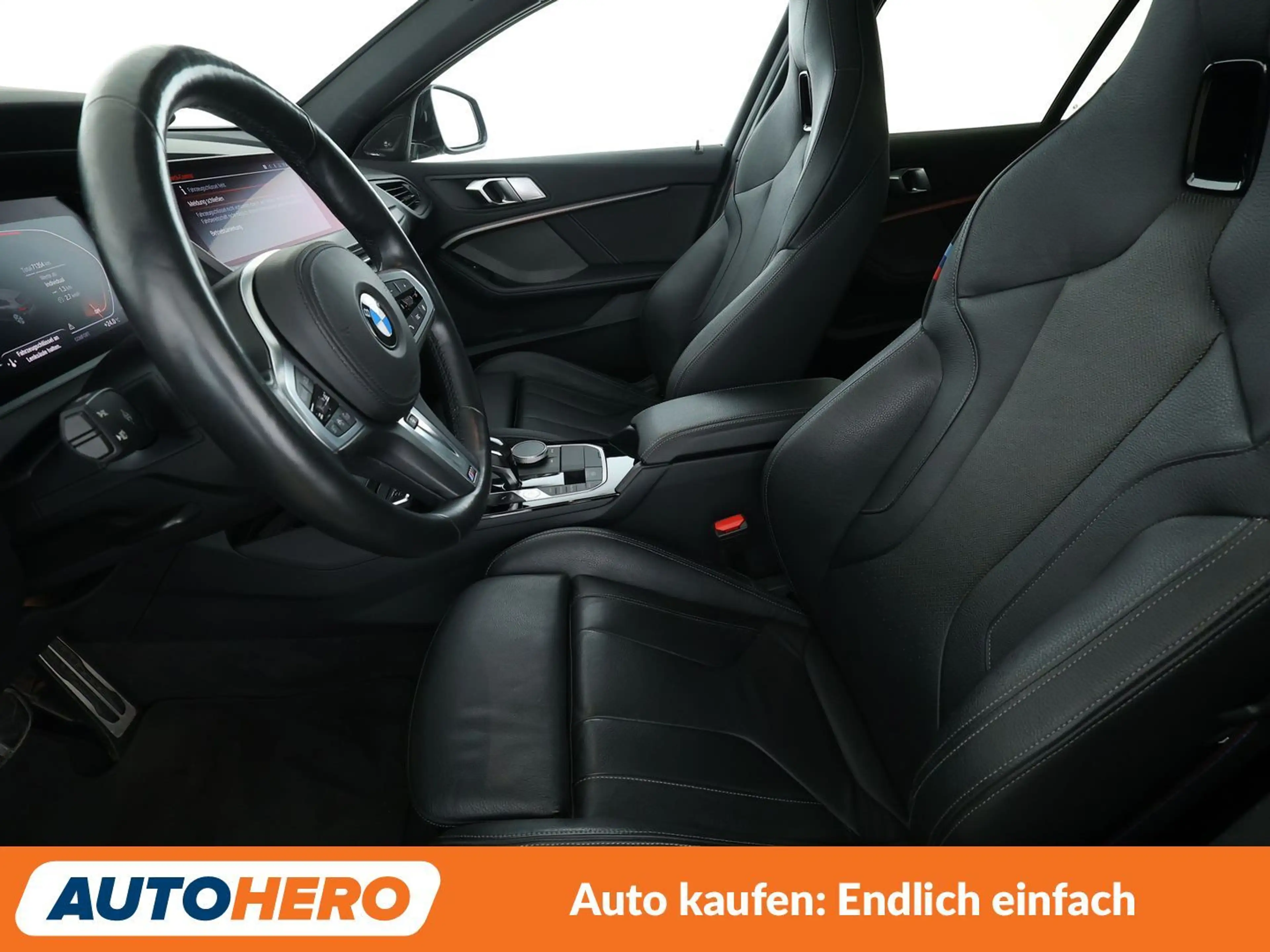BMW 135 M135i xDrive — photo 10