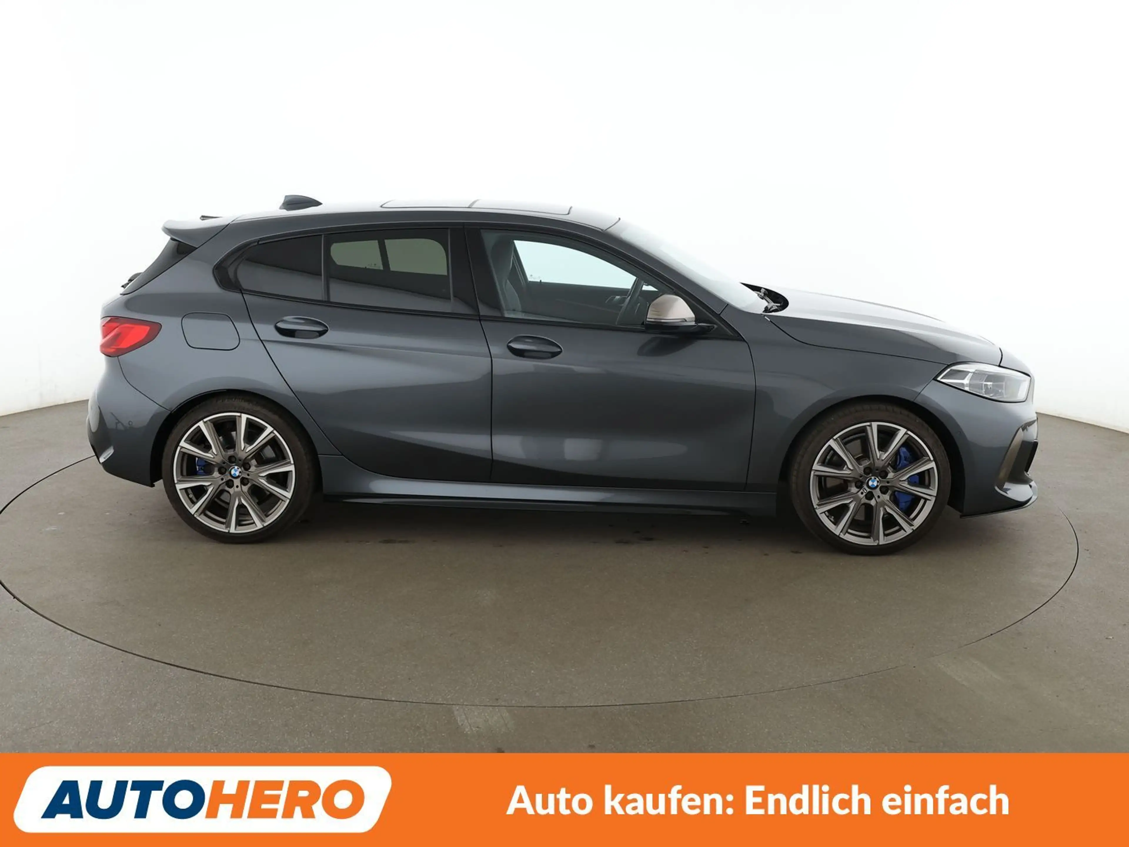 BMW 135 M135i xDrive — photo 7
