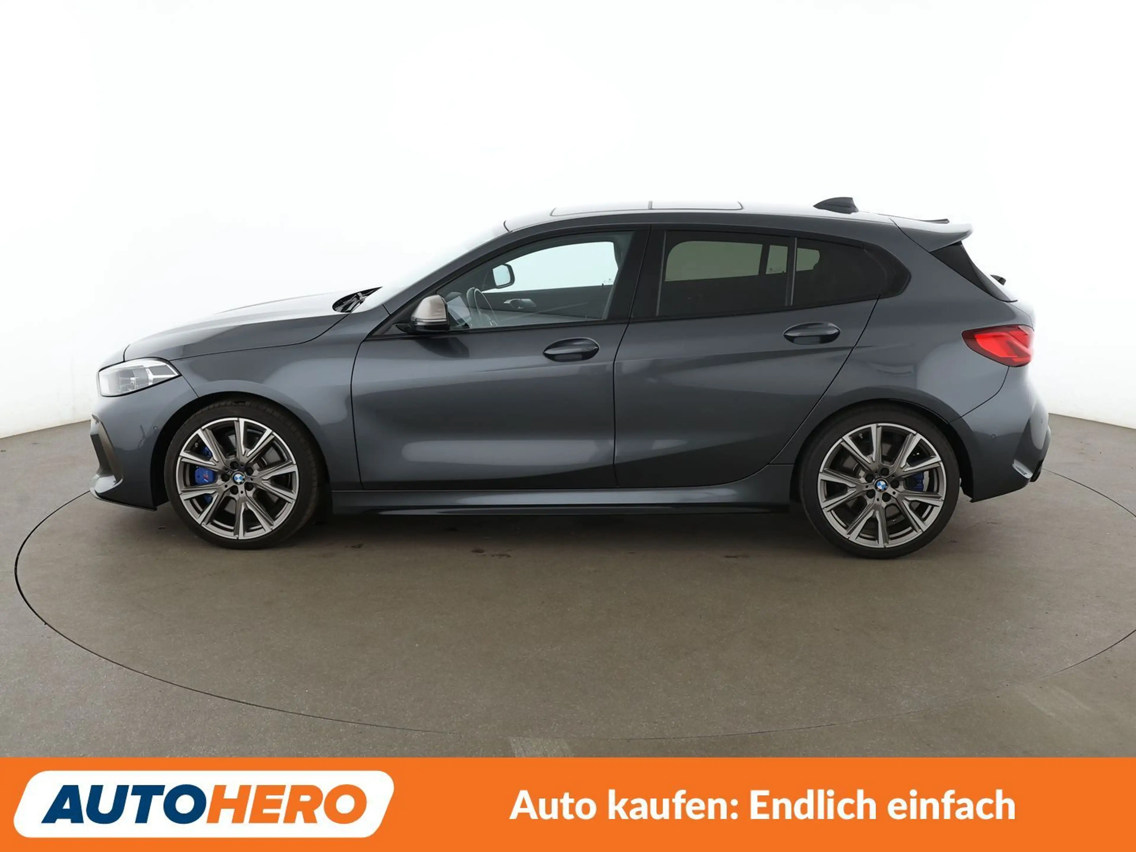 BMW 135 M135i xDrive — photo 3