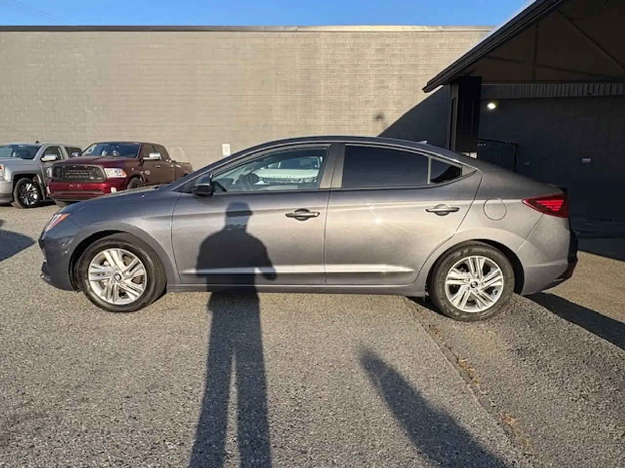 Hyundai ELANTRA снимка Hyundai ELANTRA