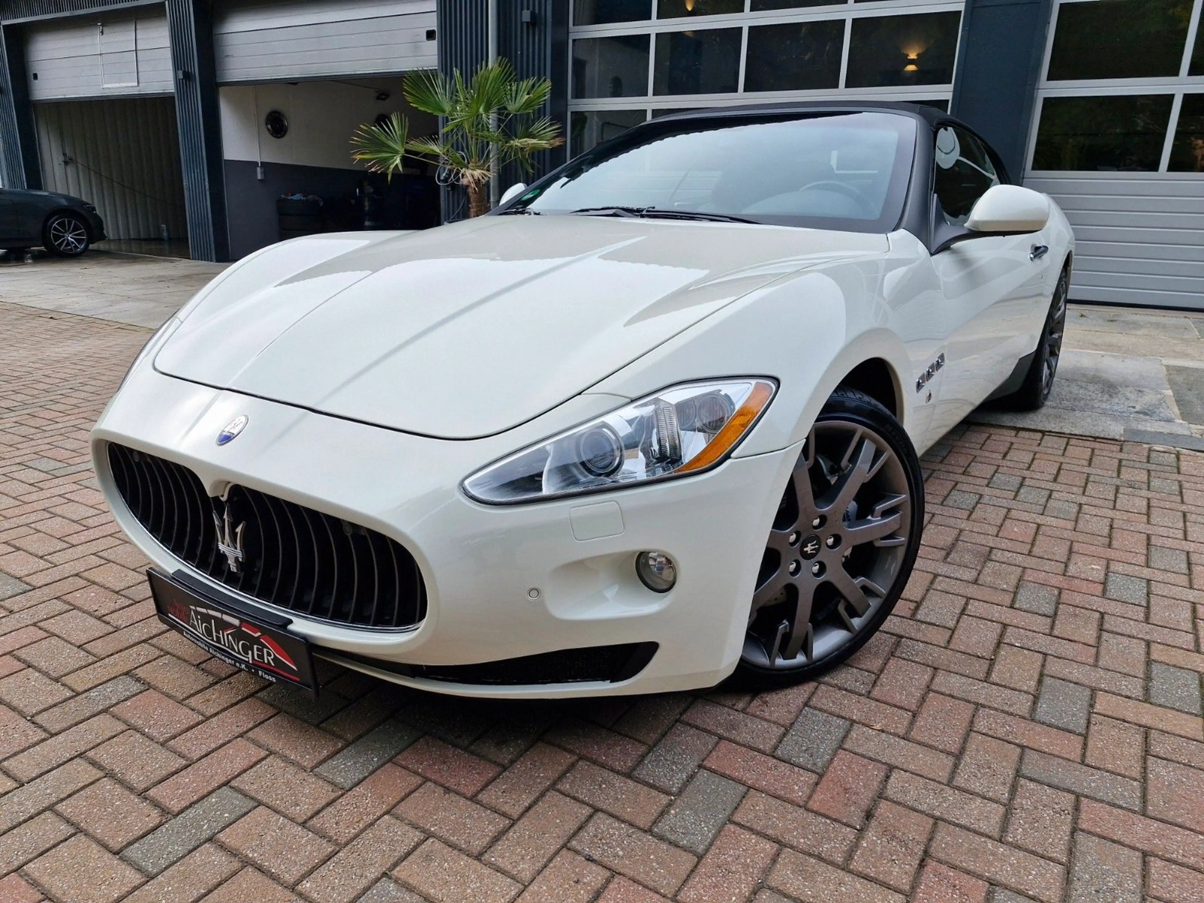 Maserati GranCabrio 4.7 V8 Deutsches Fzg. 04-10 Org.40tkm