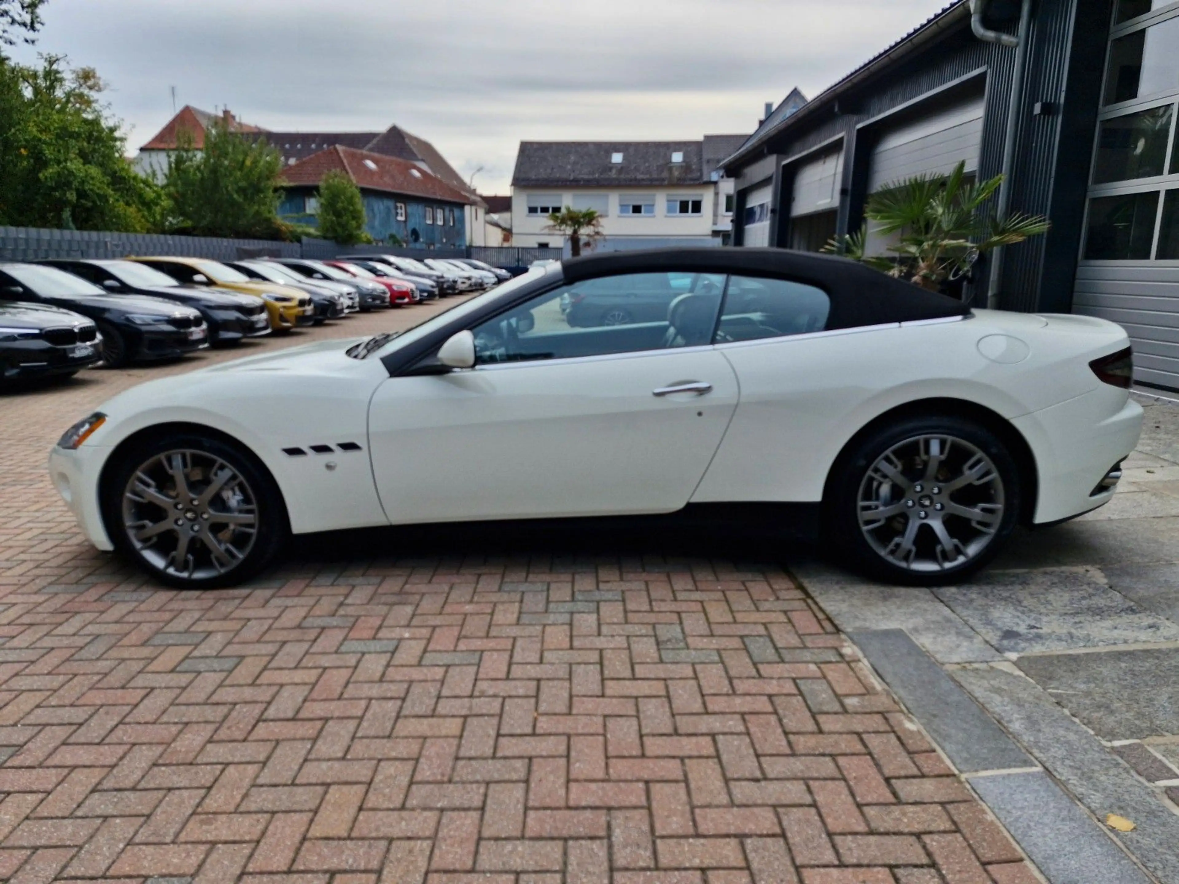 Maserati GranCabrio 4.7 V8 Deutsches Fzg. 04-10 Org.40tkm — photo 8