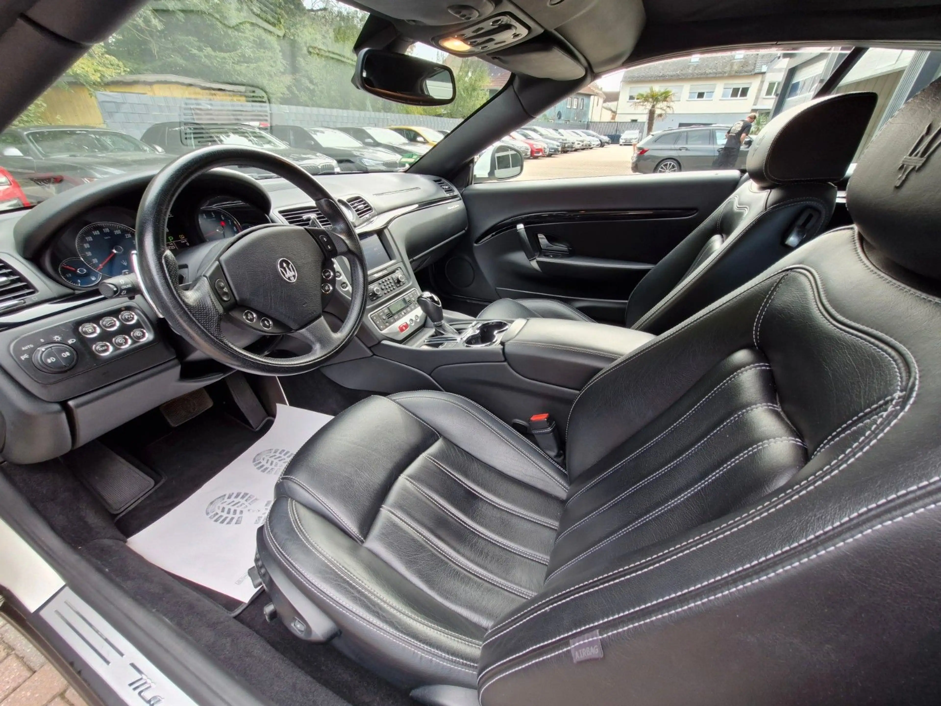 Maserati GranCabrio 4.7 V8 Deutsches Fzg. 04-10 Org.40tkm — photo 9