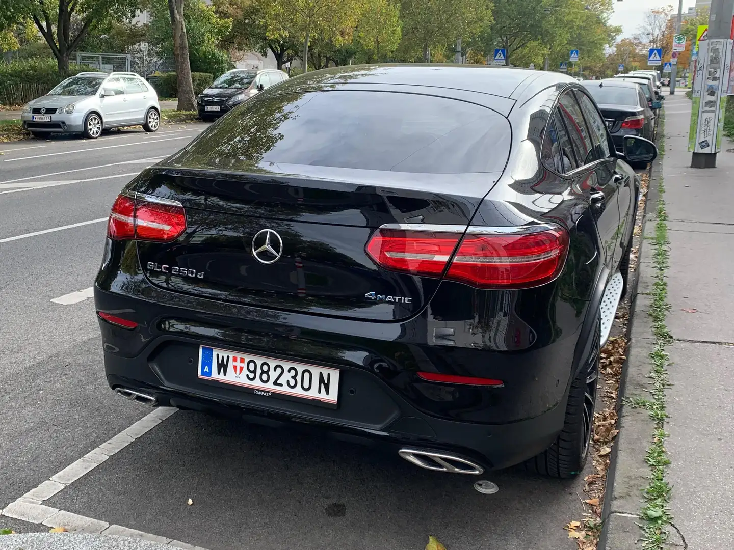 Mercedes-Benz GLC 250 GLC 250 d Coupé 4MATIC Aut. Schwarz - 1