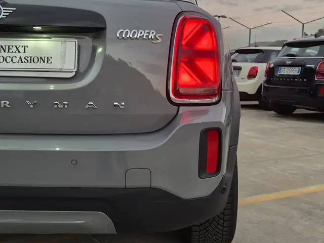 Mini Countryman view 18
