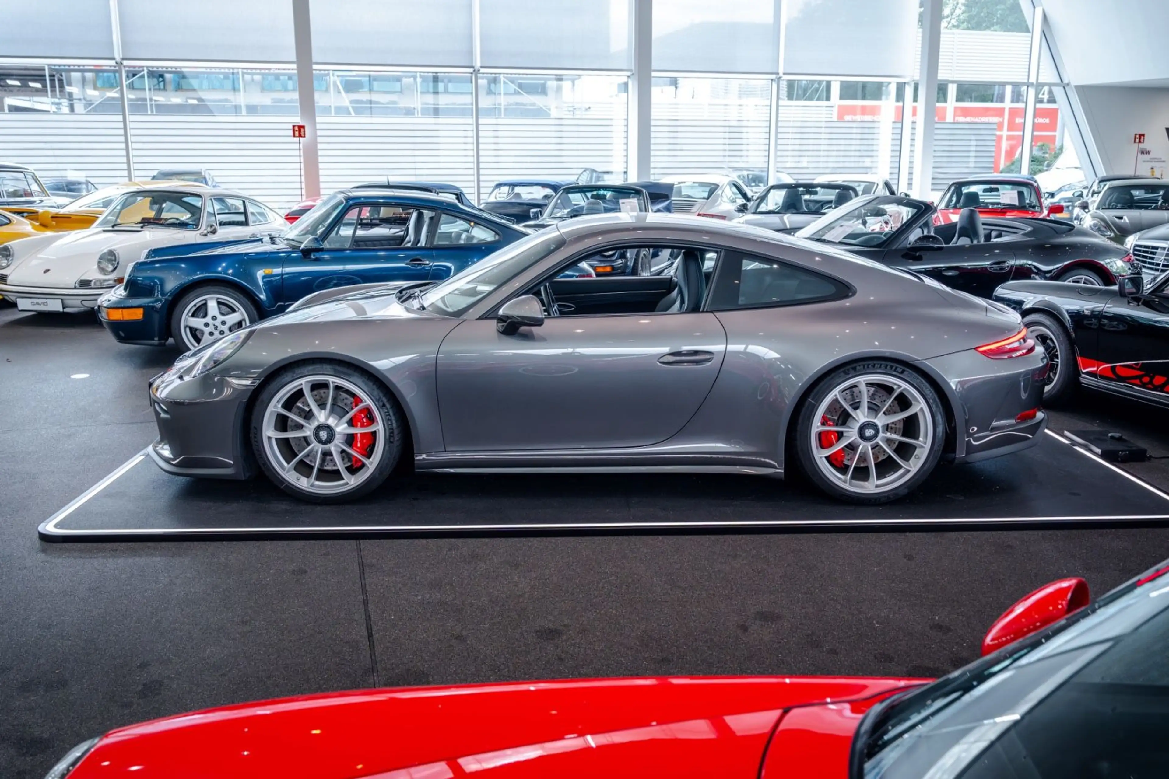 Porsche 991 .2 GT3 Touring *Appro.*deuts.*BOSE*LIFT* — photo 6