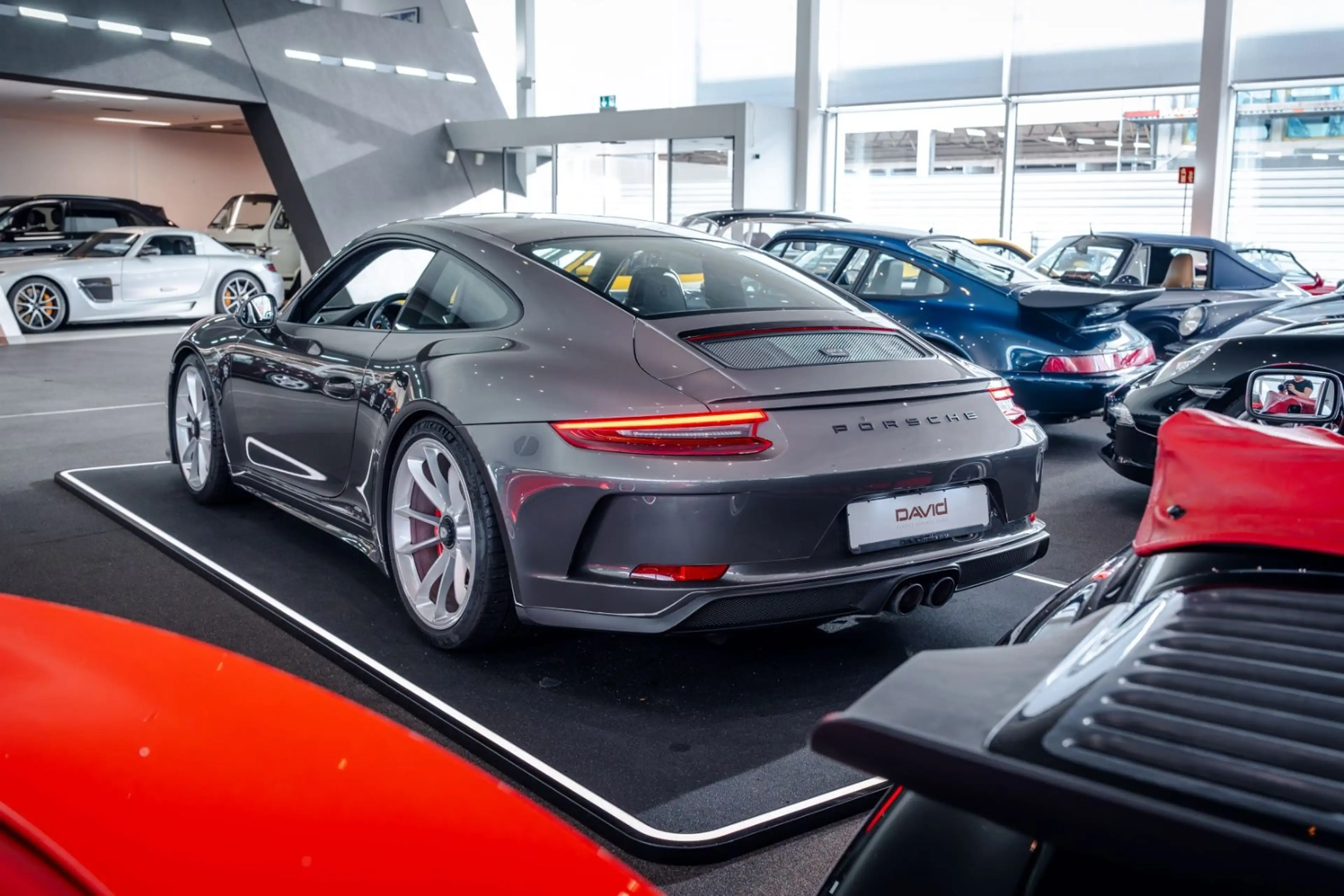 Porsche 991 .2 GT3 Touring *Appro.*deuts.*BOSE*LIFT* — photo 11