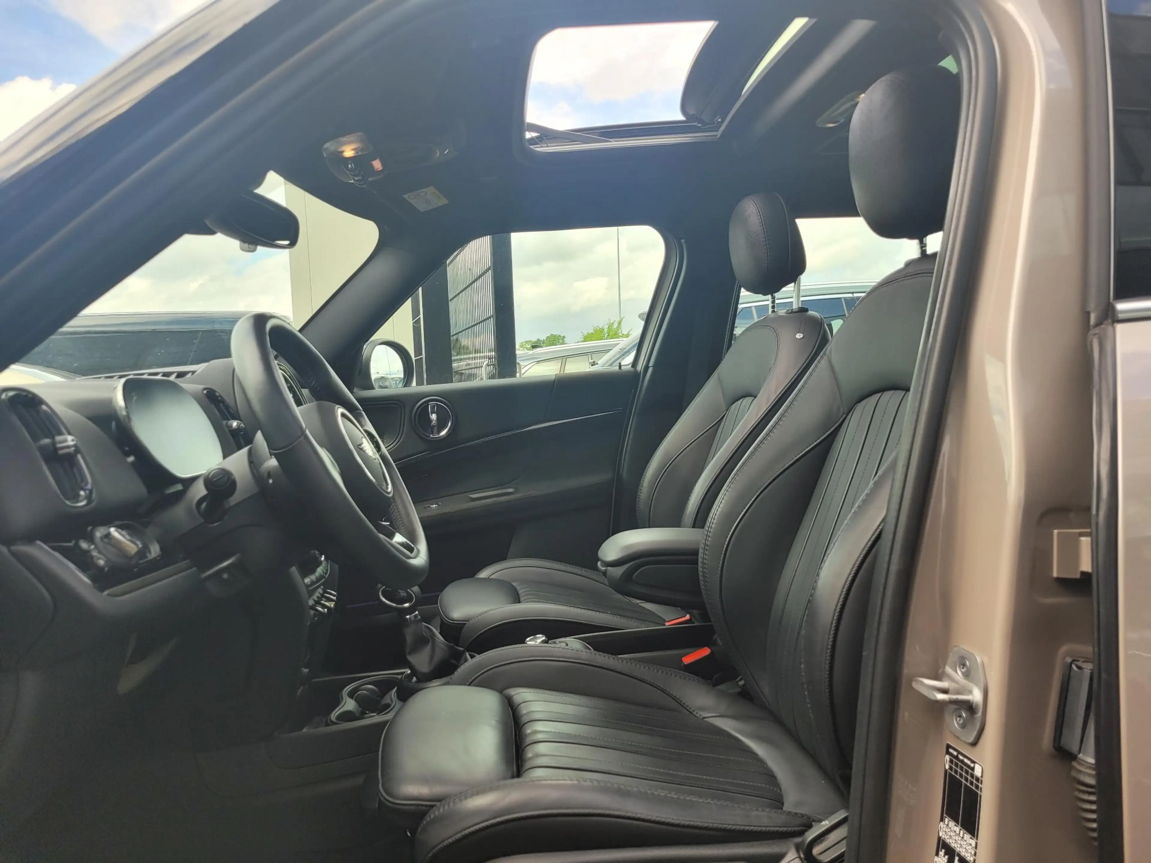 MINI Cooper SE Countryman 1.5 ALL4 = — photo 40