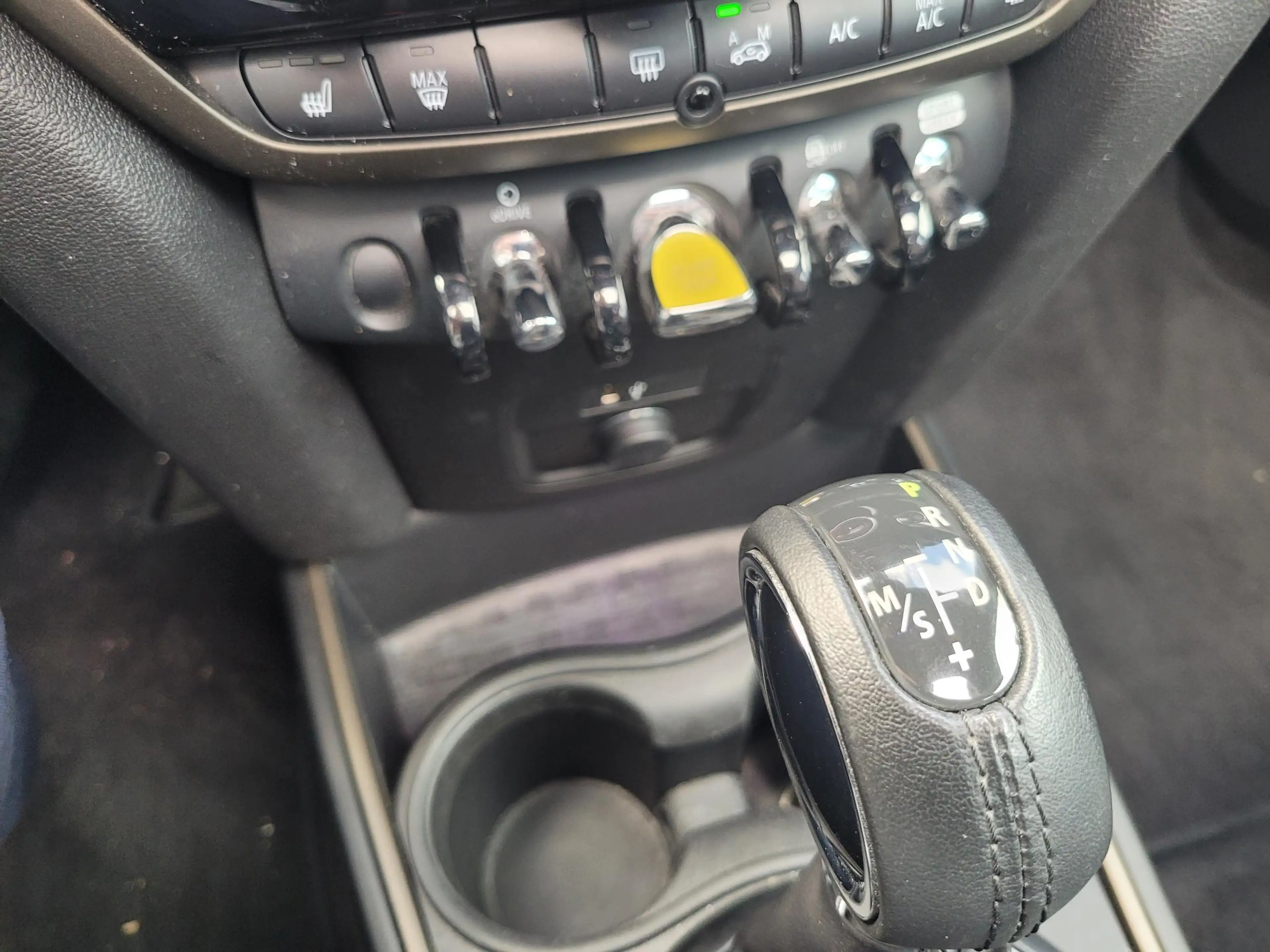 MINI Cooper SE Countryman 1.5 ALL4 = — photo 22