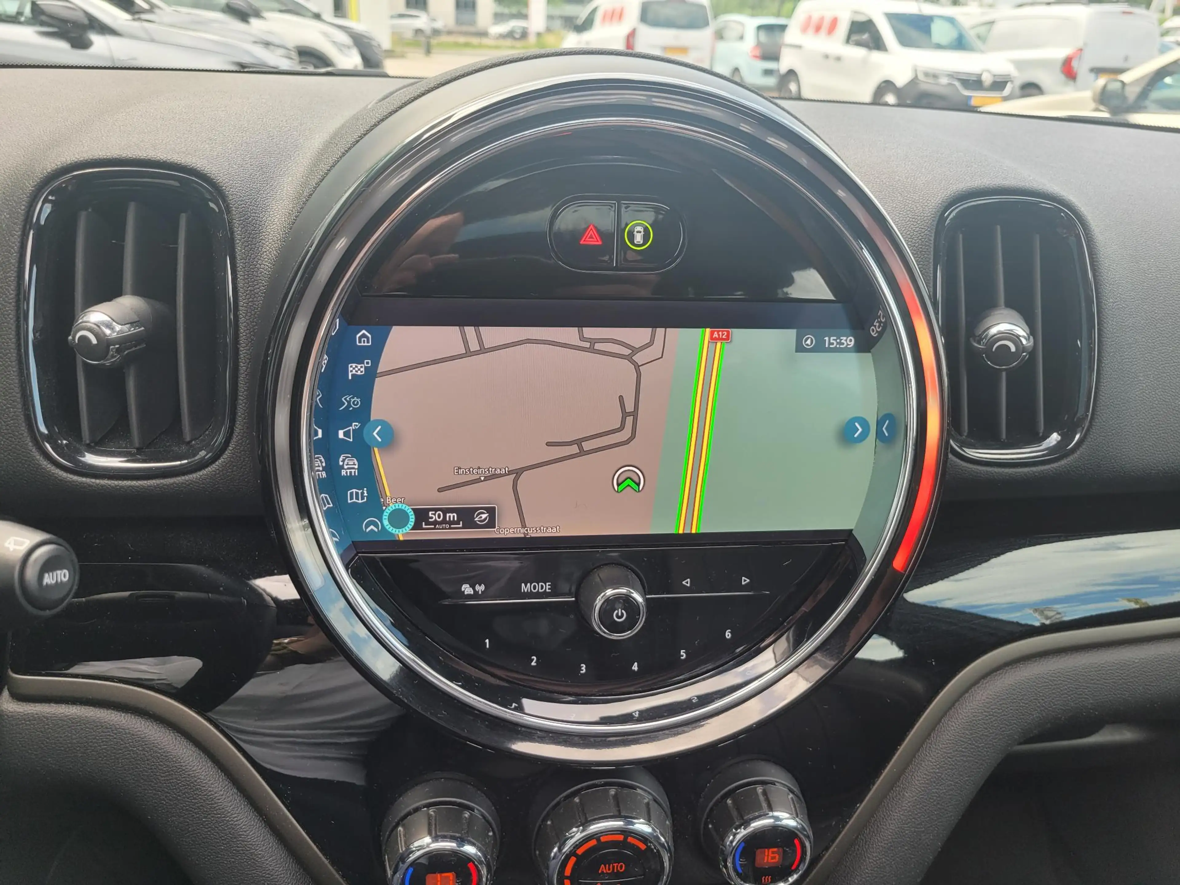 MINI Cooper SE Countryman 1.5 ALL4 = — photo 11