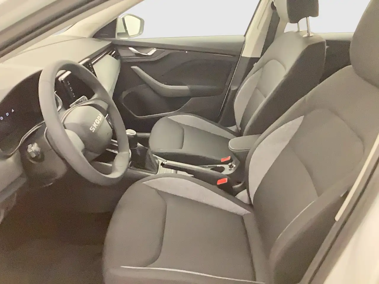 Skoda Scala Essence TSI 7