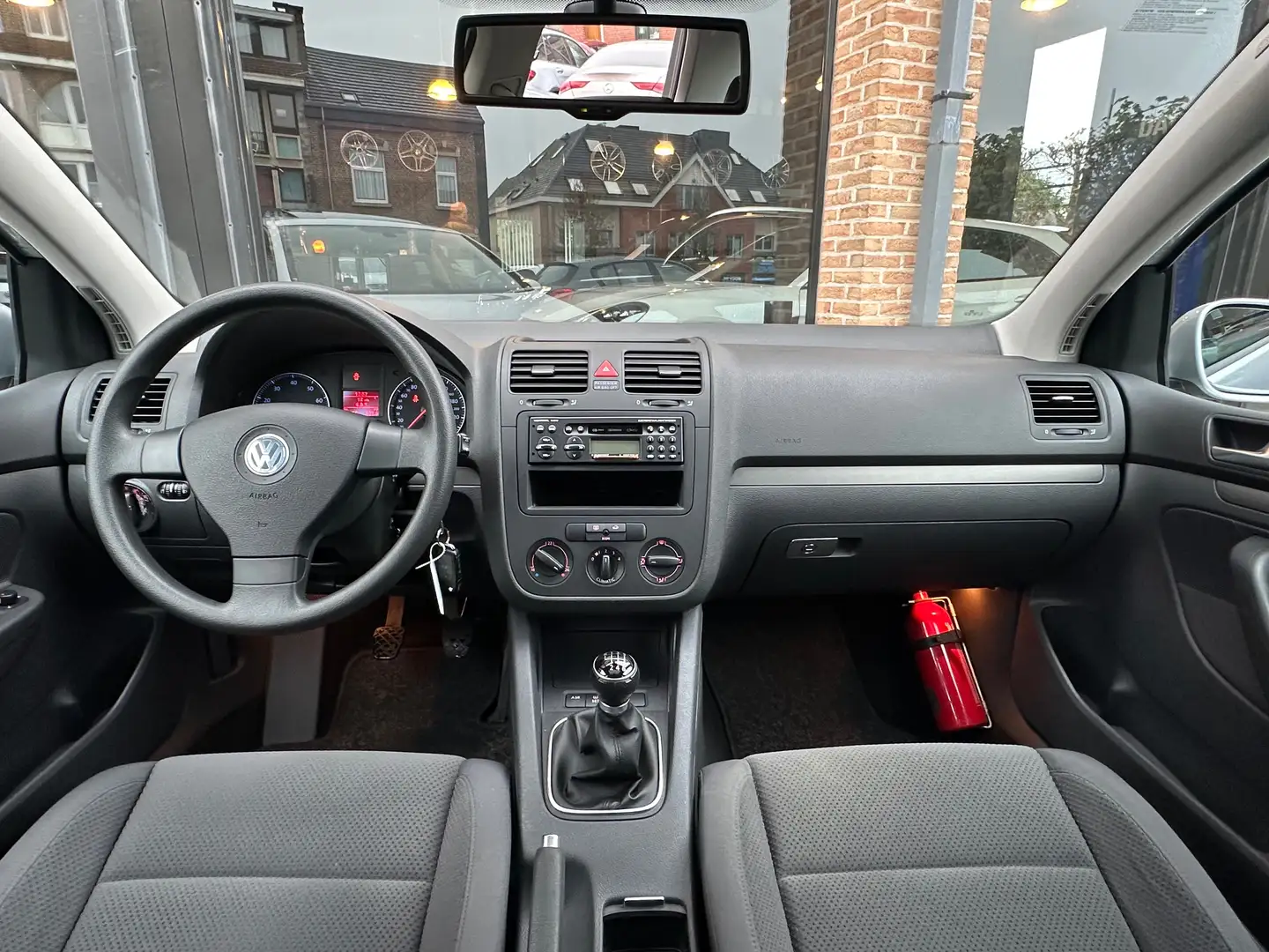 Volkswagen Golf Golf 1.6i 16v FSI Comfortline 30 Years Grijs - 2