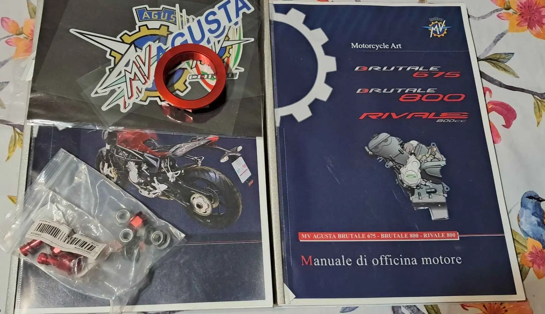 MV Agusta Rivale 800 Rot - 2